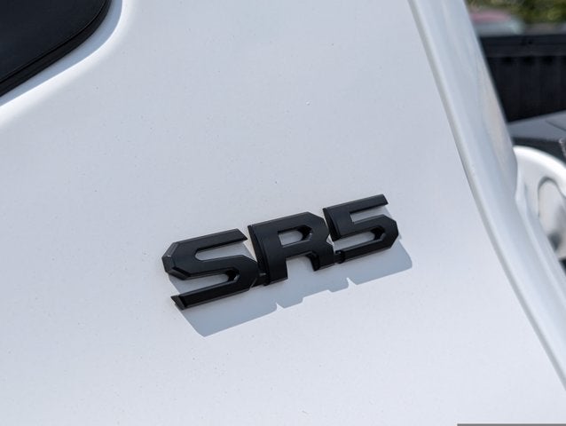 2023 Toyota Tundra 4WD SR5