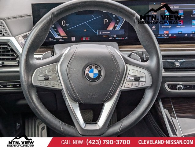 2025 BMW X7 xDrive40i