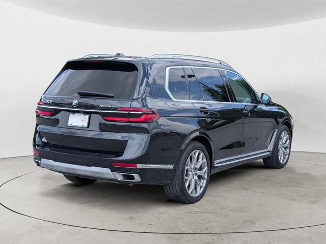 2025 BMW X7 xDrive40i
