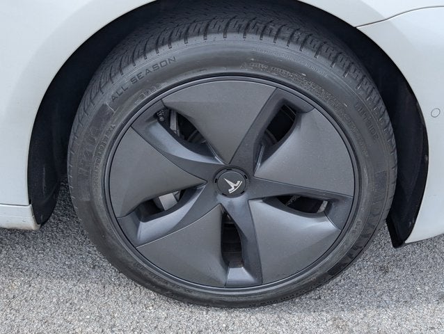 2020 Tesla Model 3 Standard Range