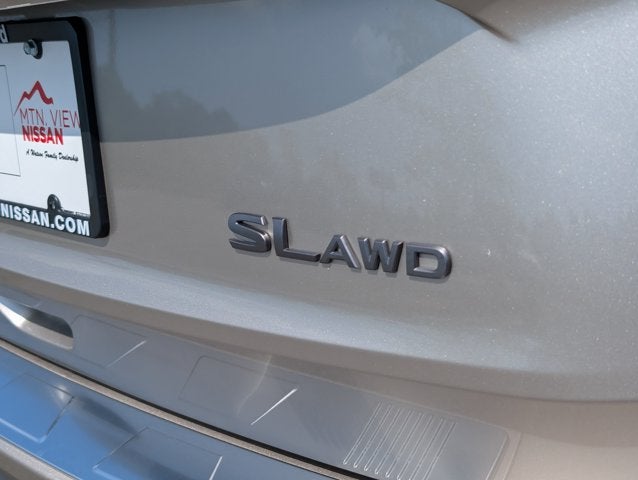 2025 Nissan Rogue SL
