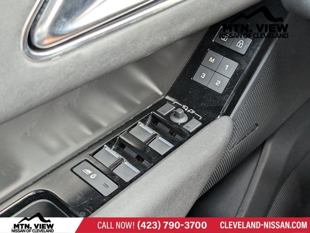 2025 Land Rover Range Rover Velar Dynamic SE
