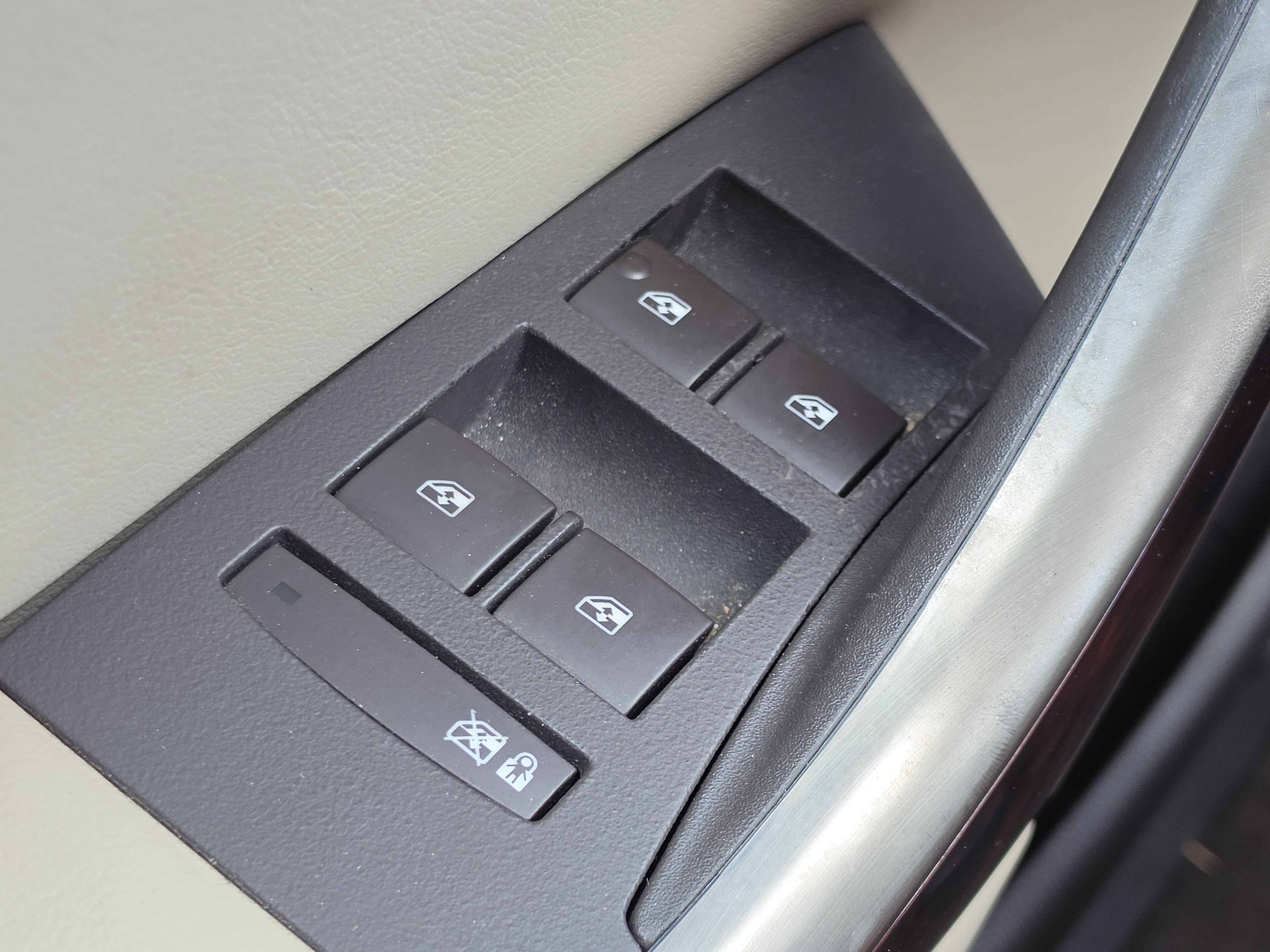 2014 Buick Verano Leather Group