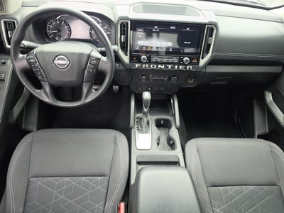 2025 Nissan Frontier SV
