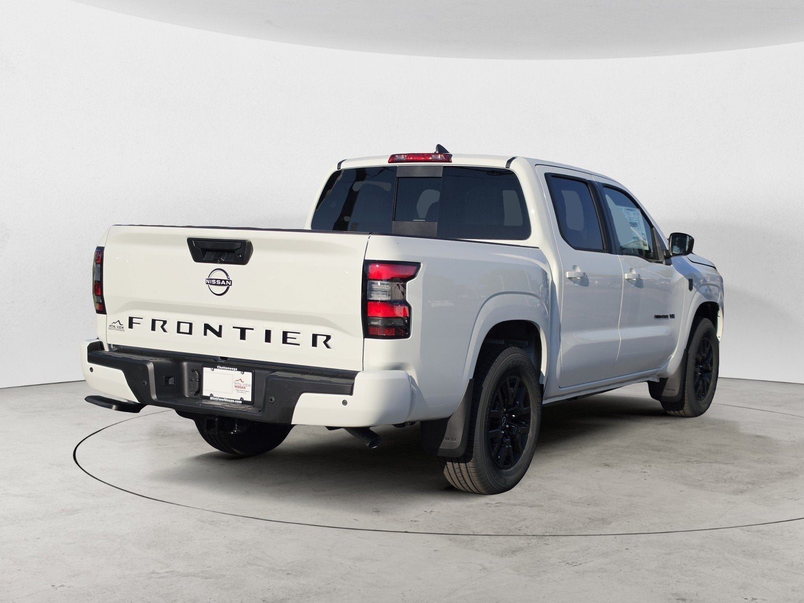 2027 Nissan Frontier SV