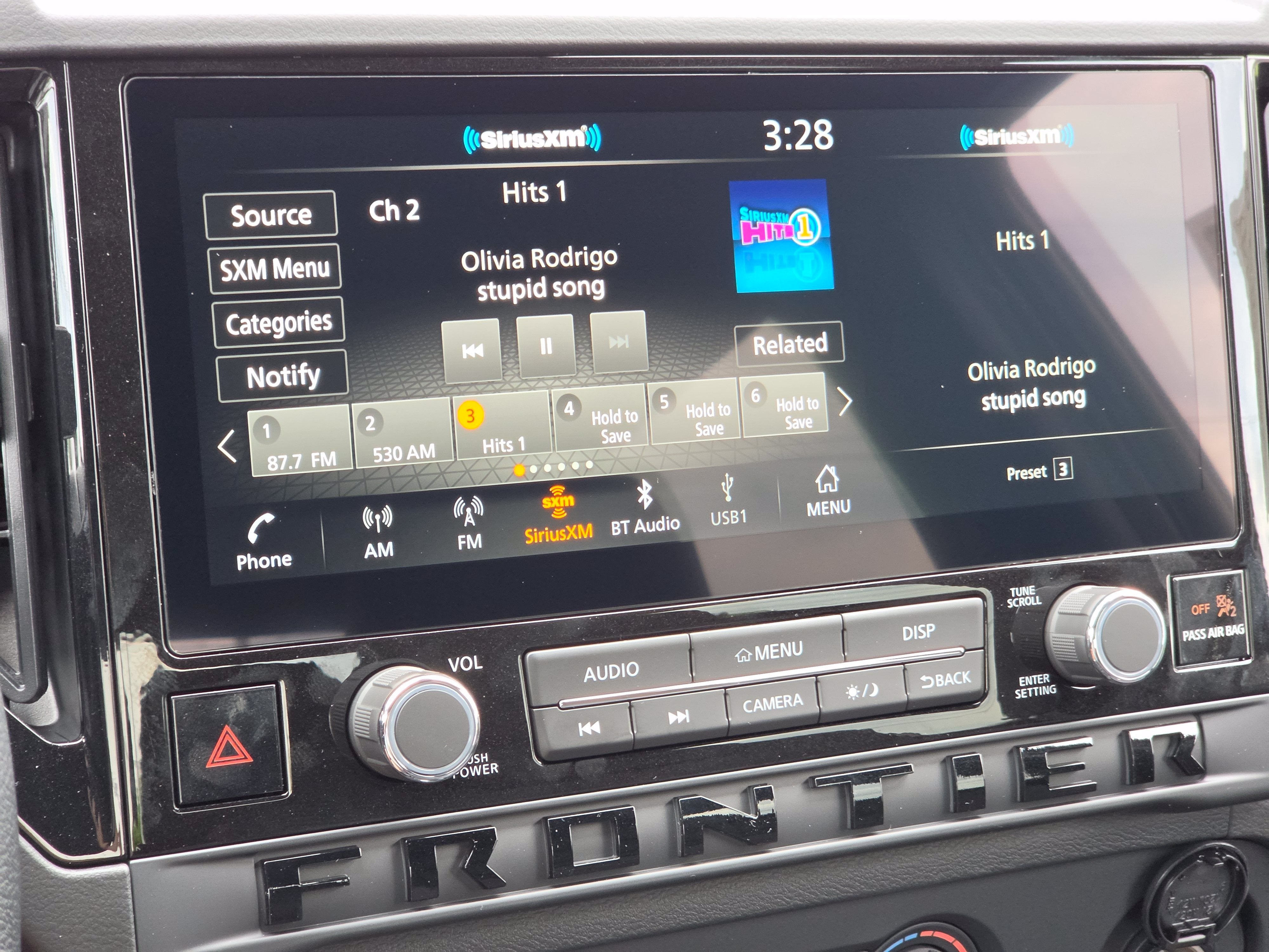 2026 Nissan Frontier SV