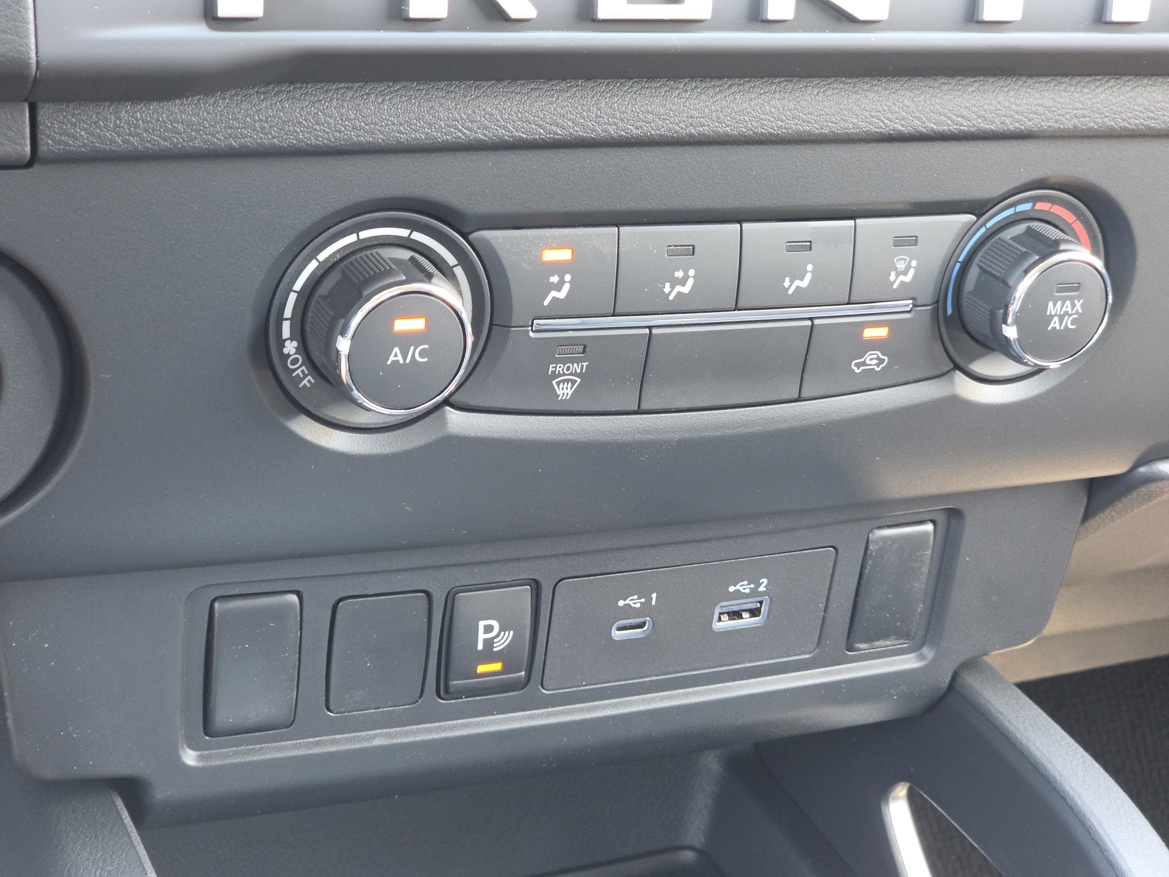 2026 Nissan Frontier SV