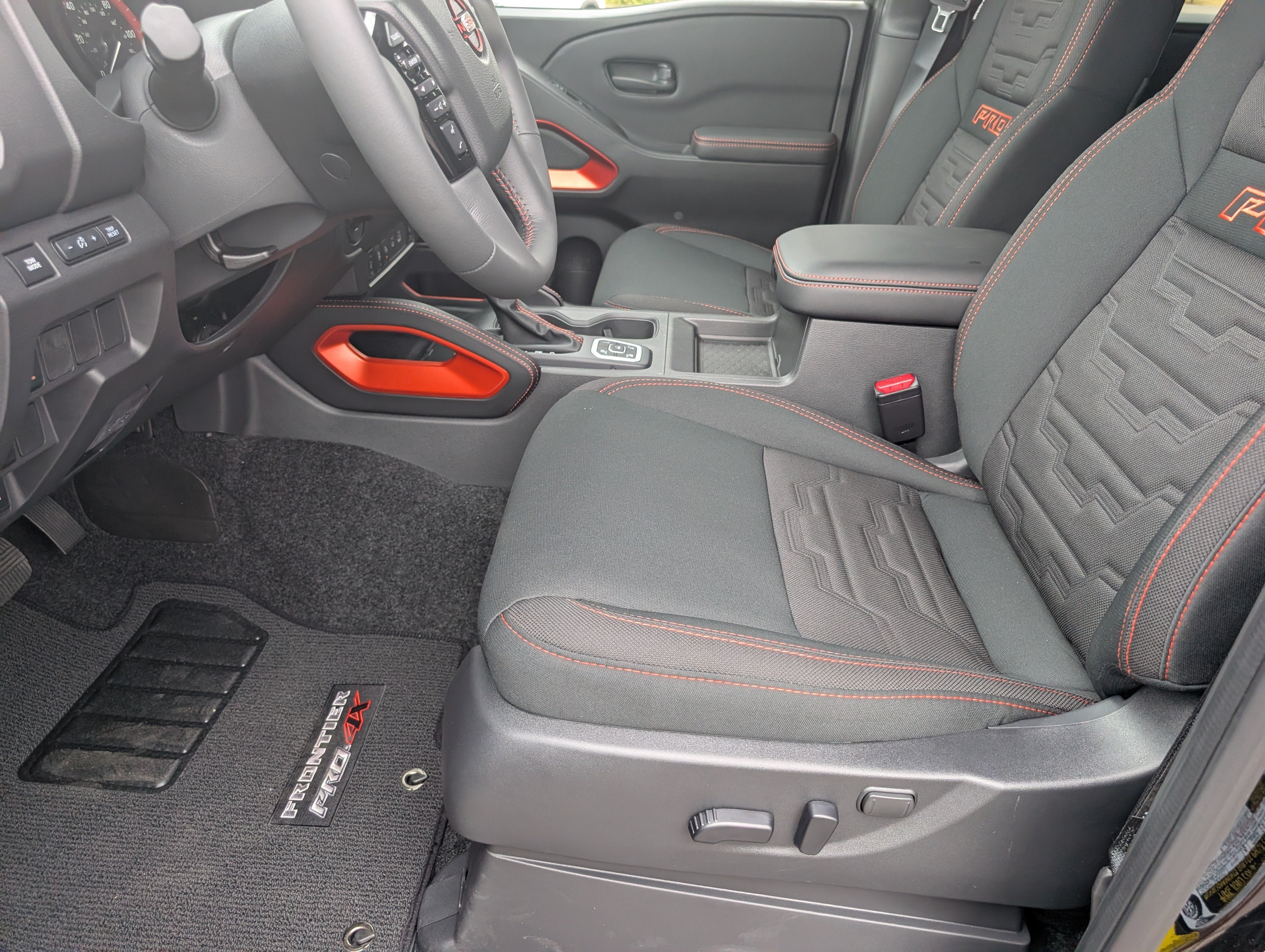 2027 Nissan Frontier PRO-4X