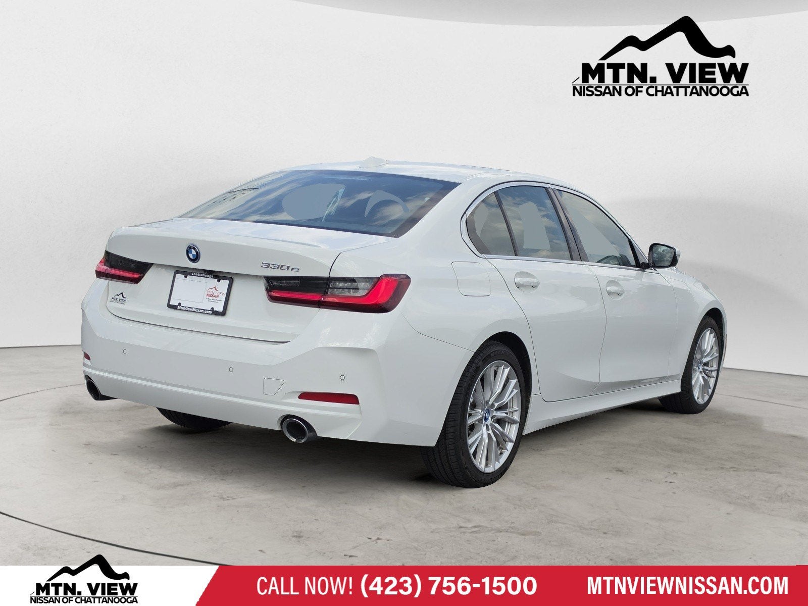 2024 BMW 3 Series 330e