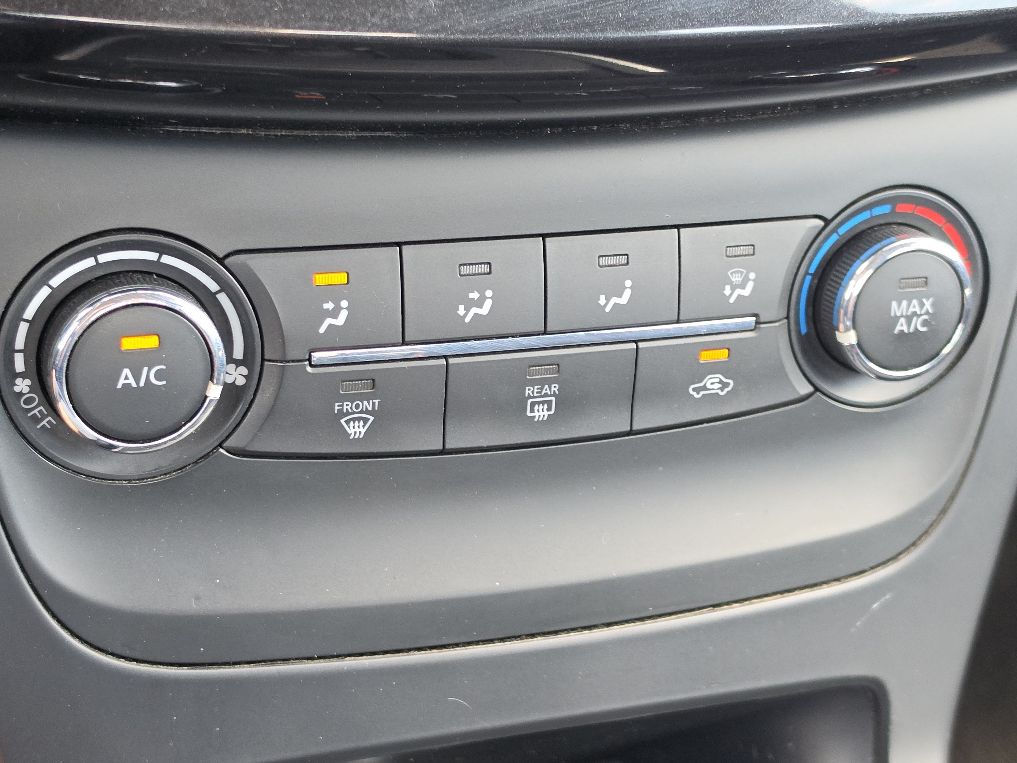 2016 Nissan Sentra SV