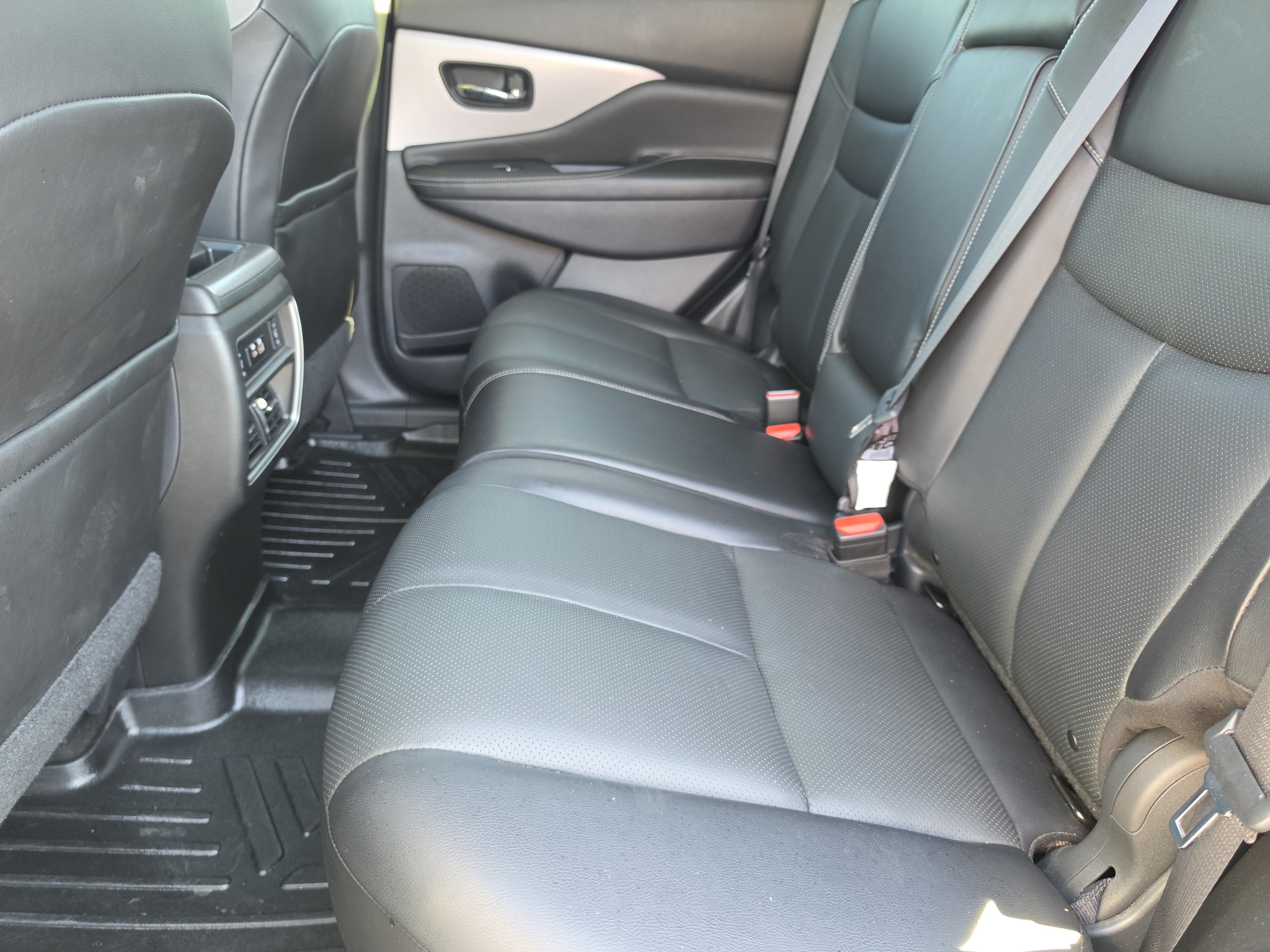 2022 Nissan Murano SL