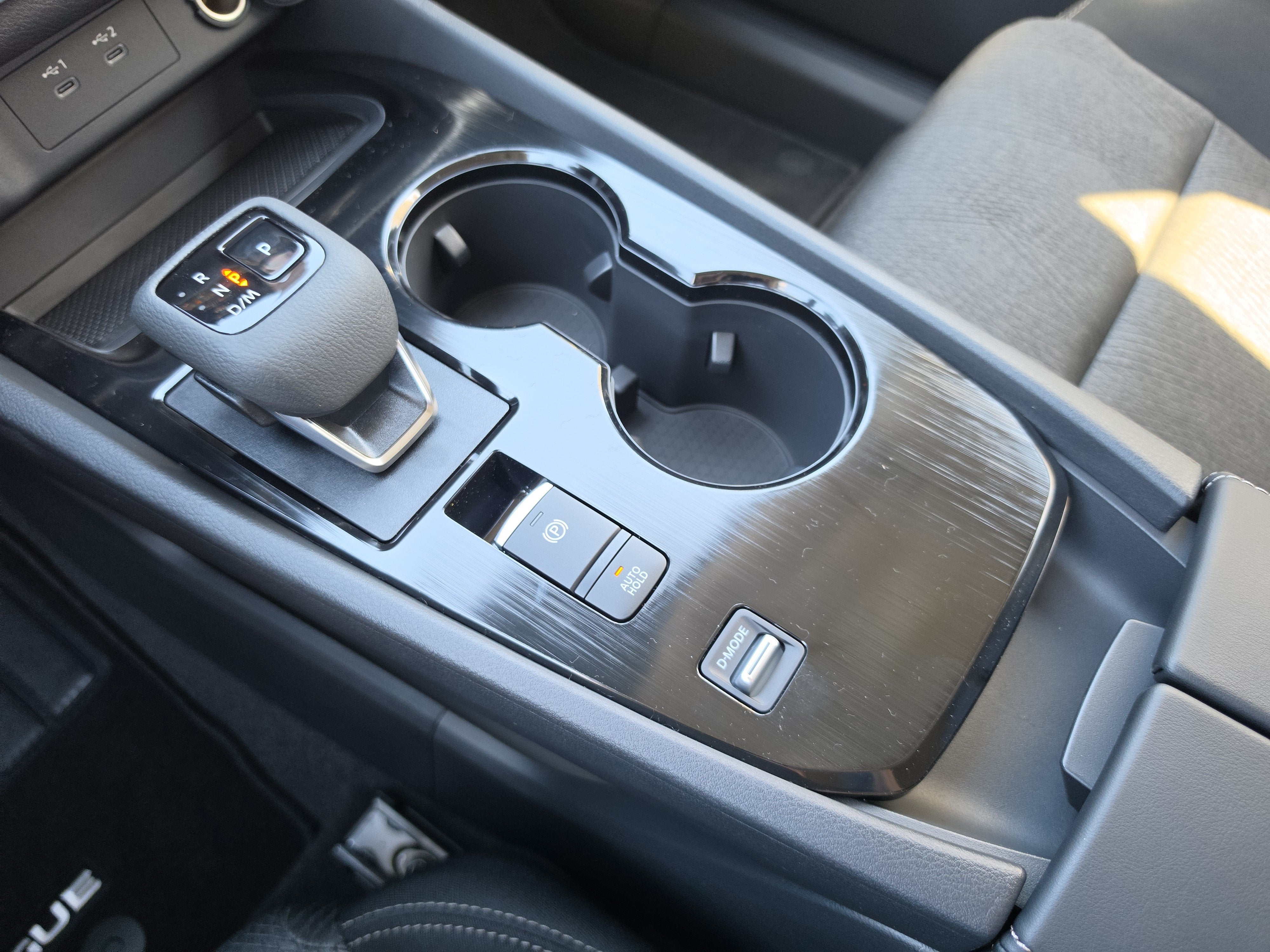 2027 Nissan Rogue SV