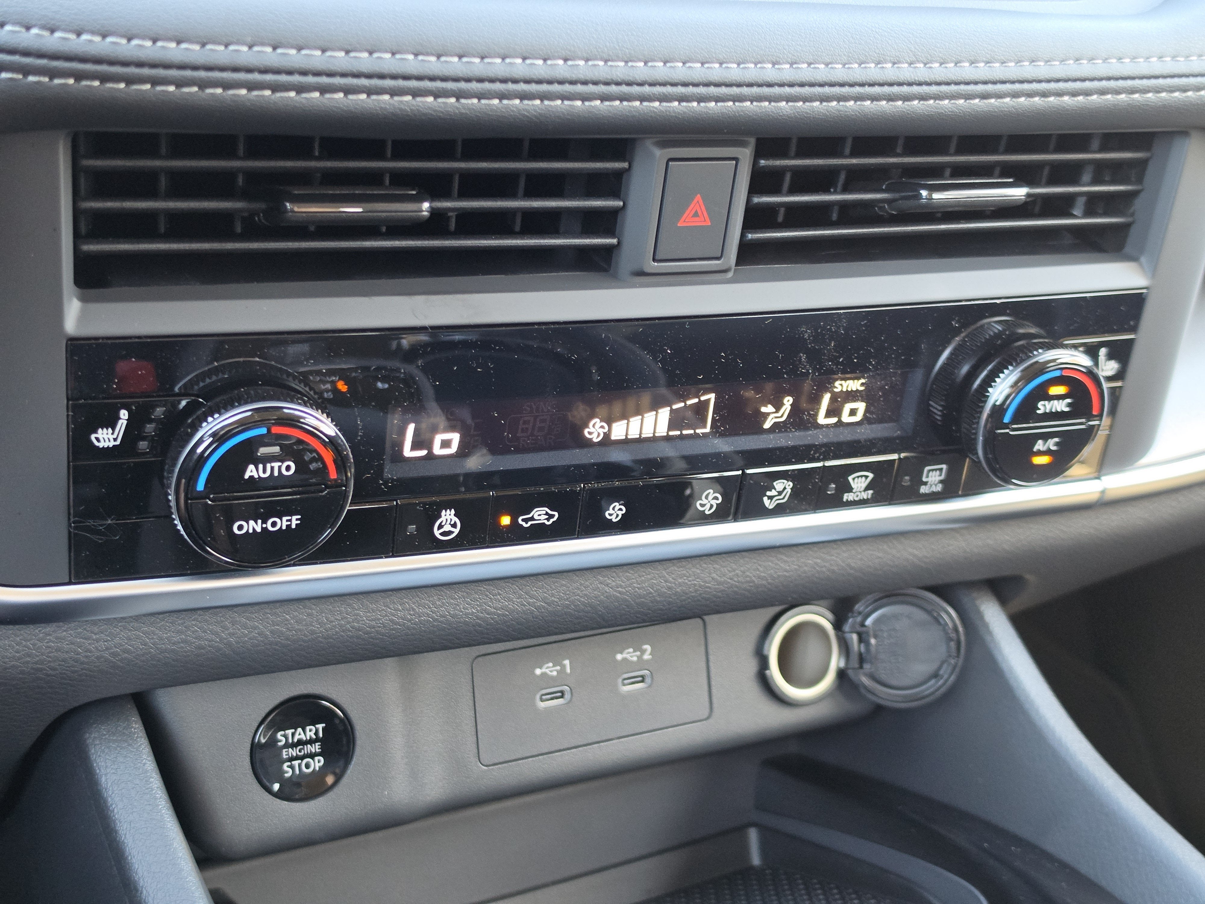 2027 Nissan Rogue SV