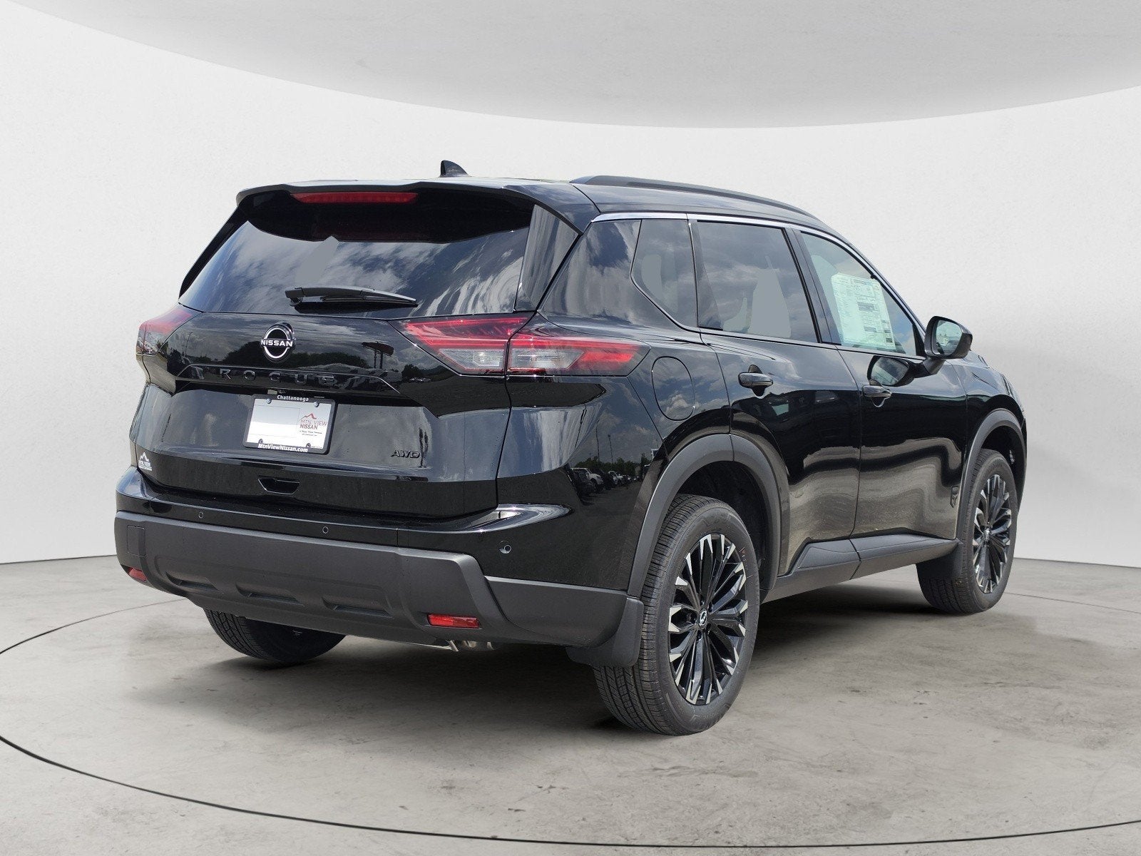 2026 Nissan Rogue Dark Armor