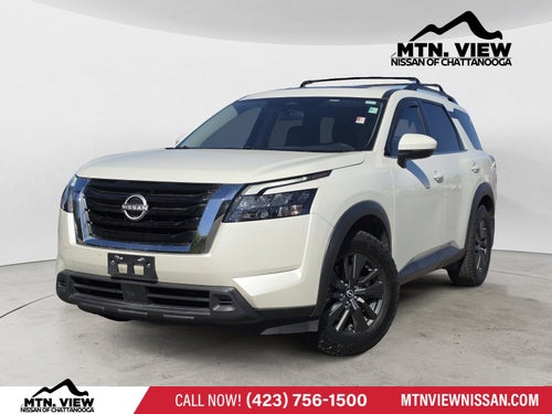 2023 Nissan Pathfinder SV