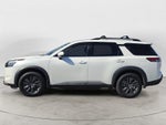 2023 Nissan Pathfinder SV