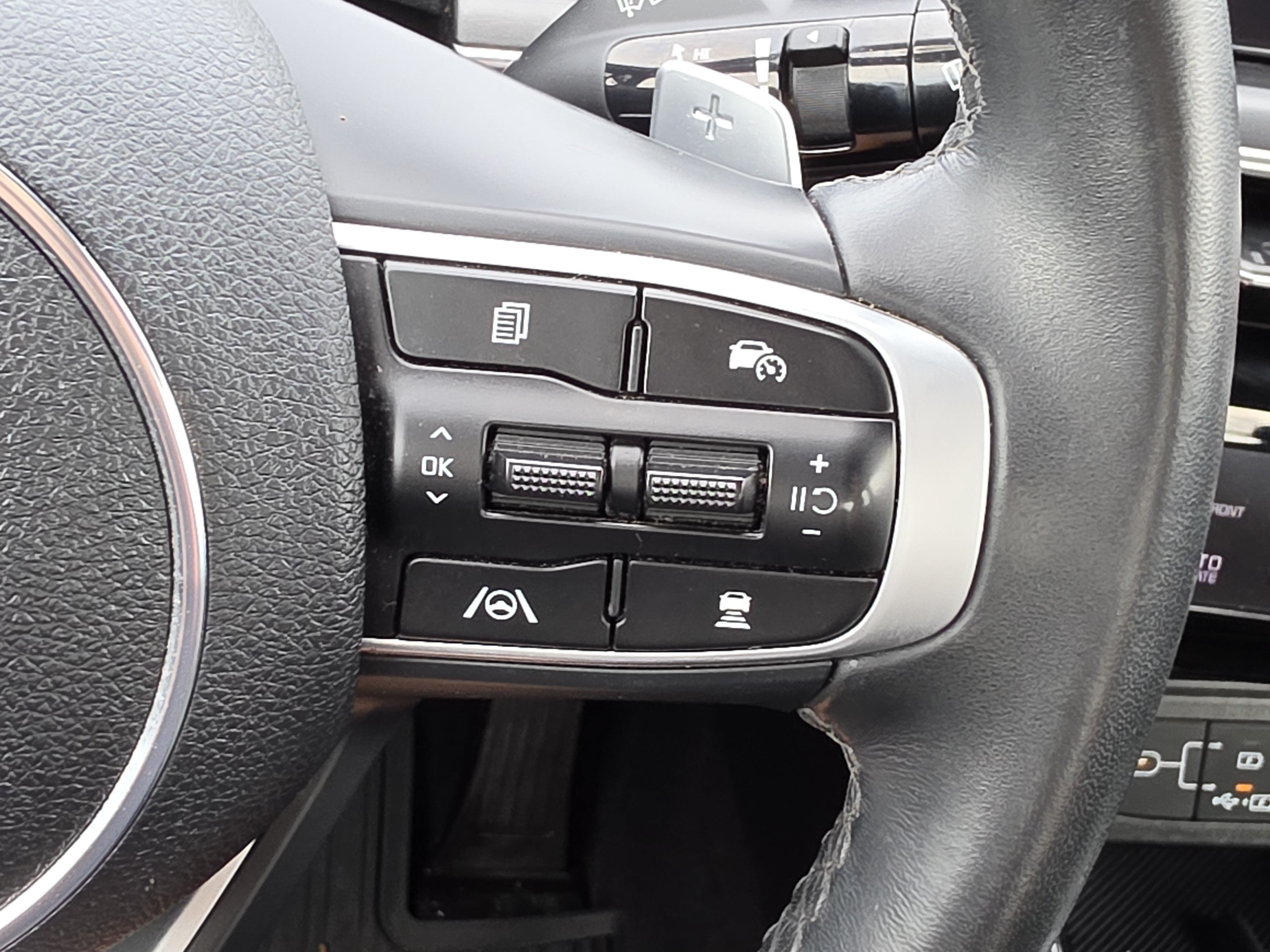2025 Kia K5 GT