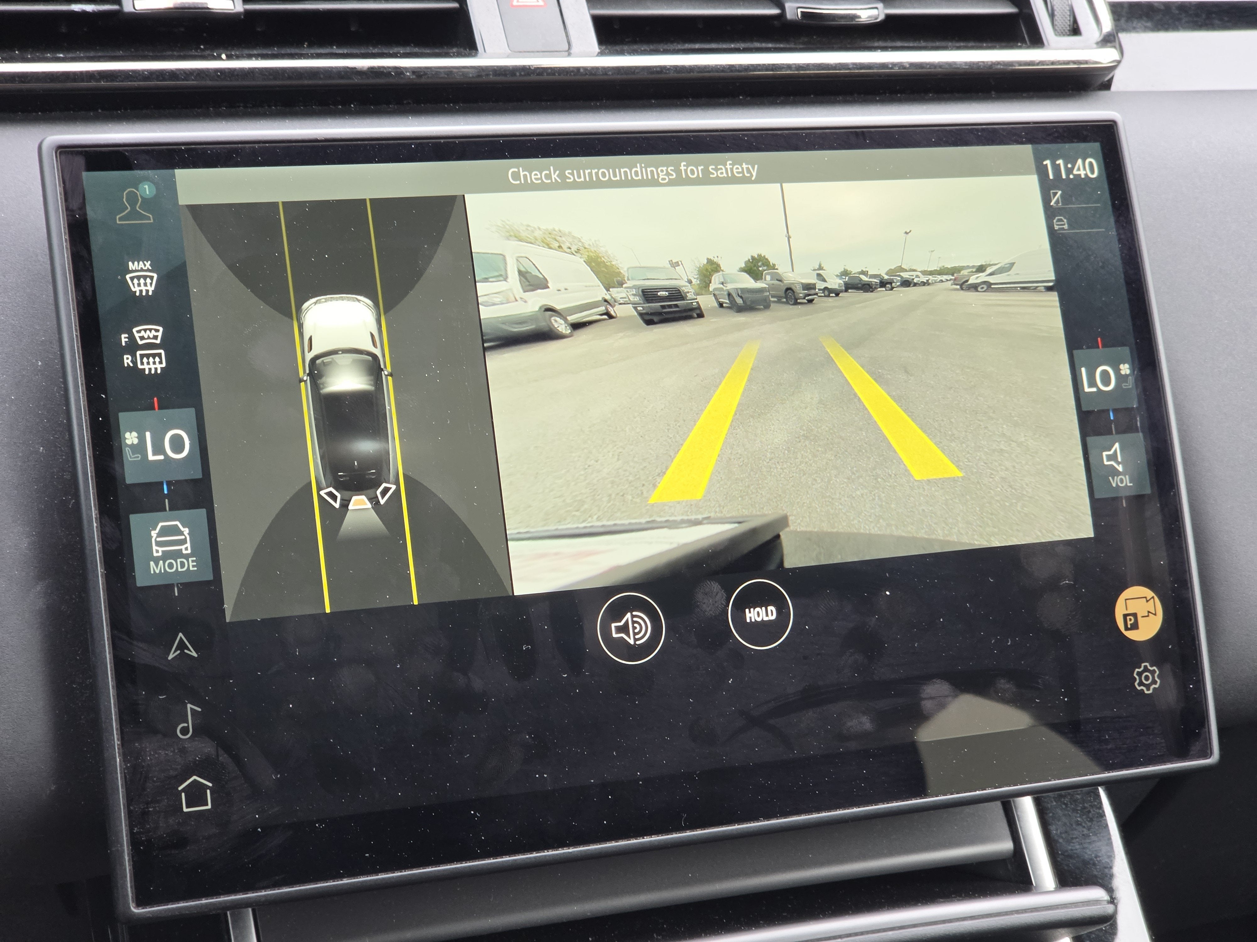 2025 Land Rover Range Rover Velar Dynamic SE