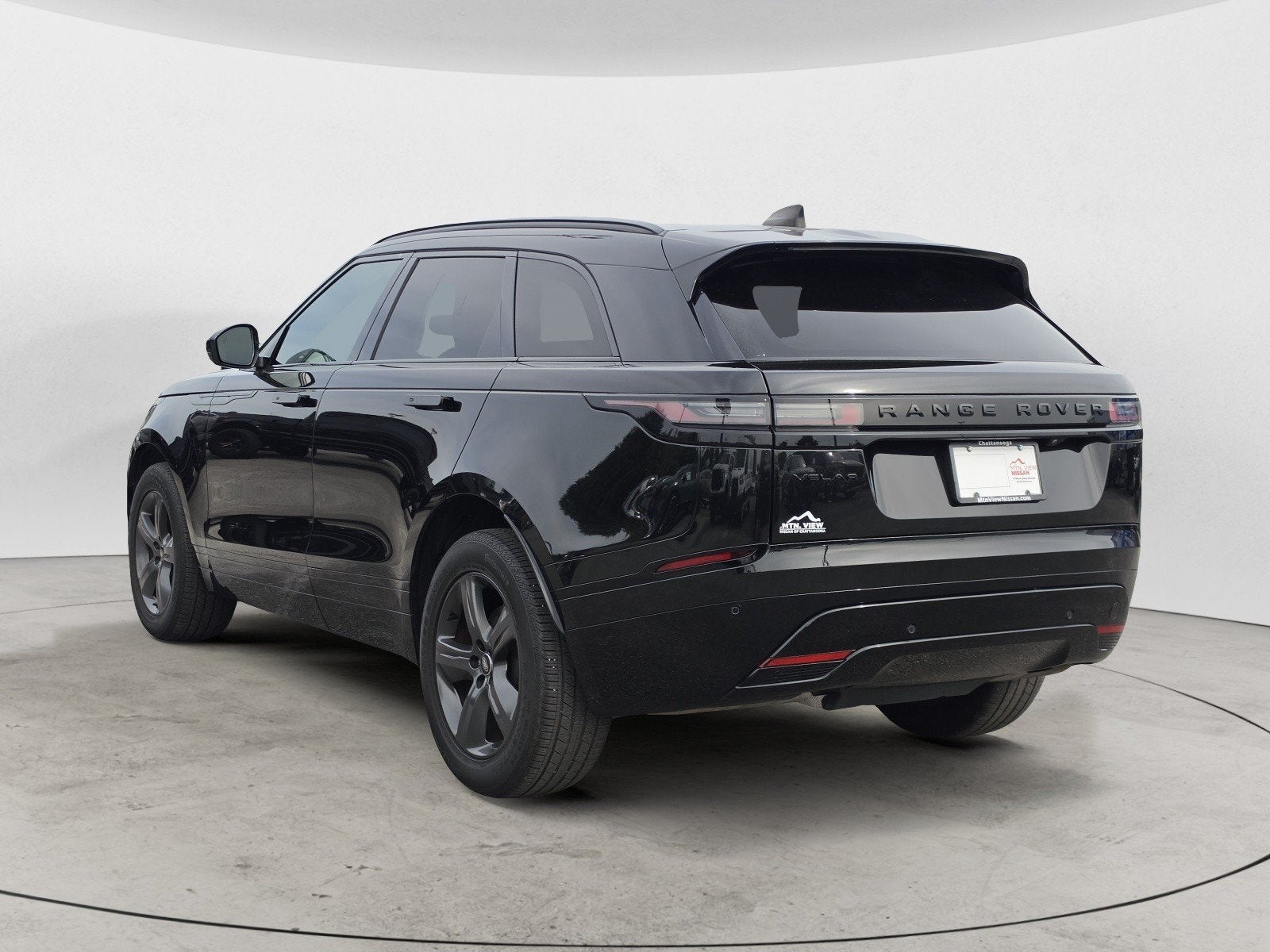2025 Land Rover Range Rover Velar Dynamic SE