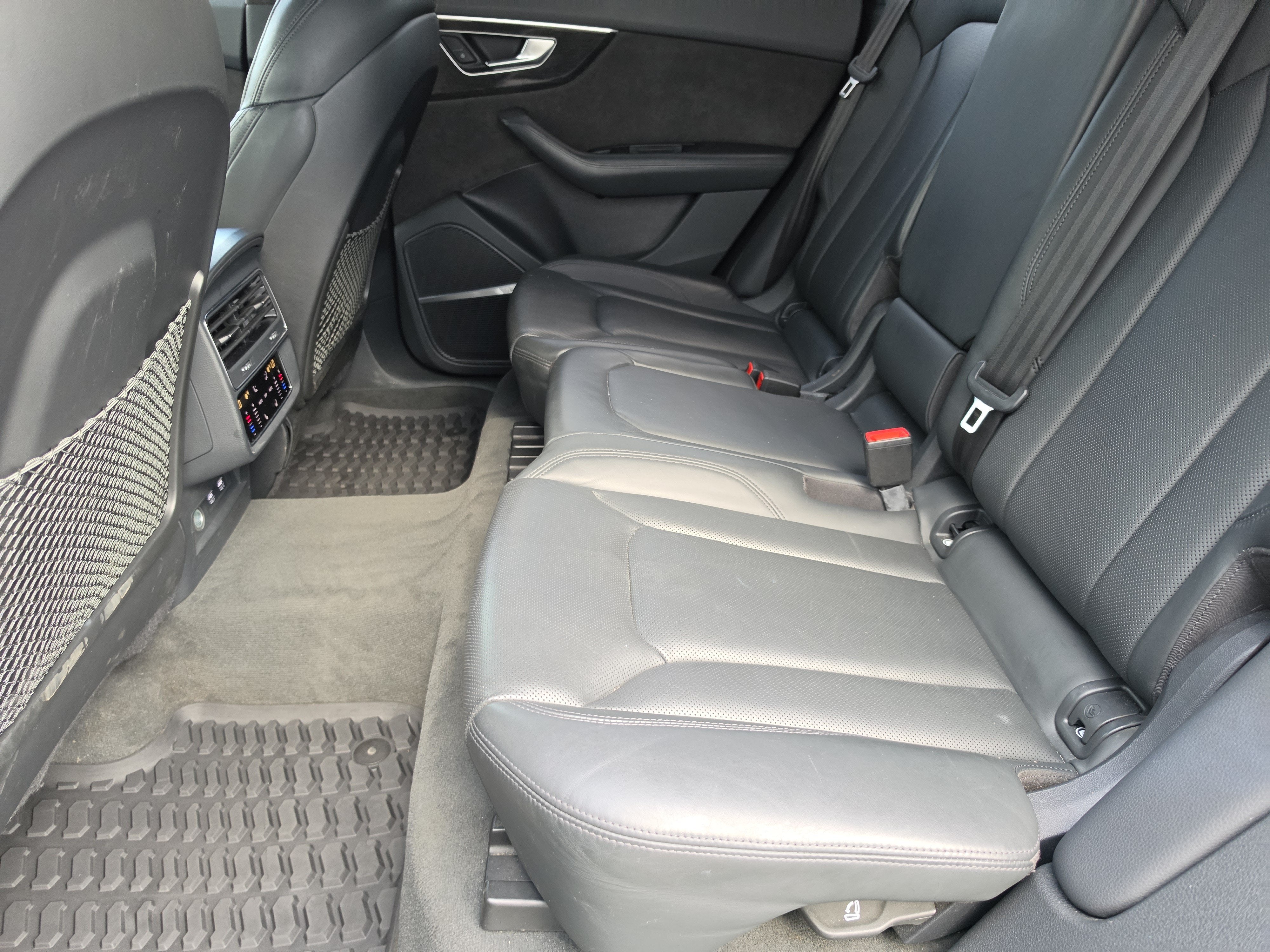 2019 Audi Q8 Prestige