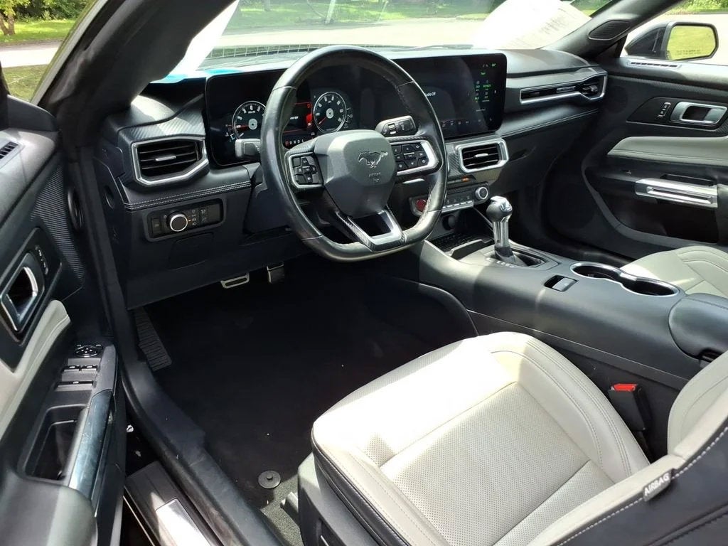 2024 Ford Mustang EcoBoost