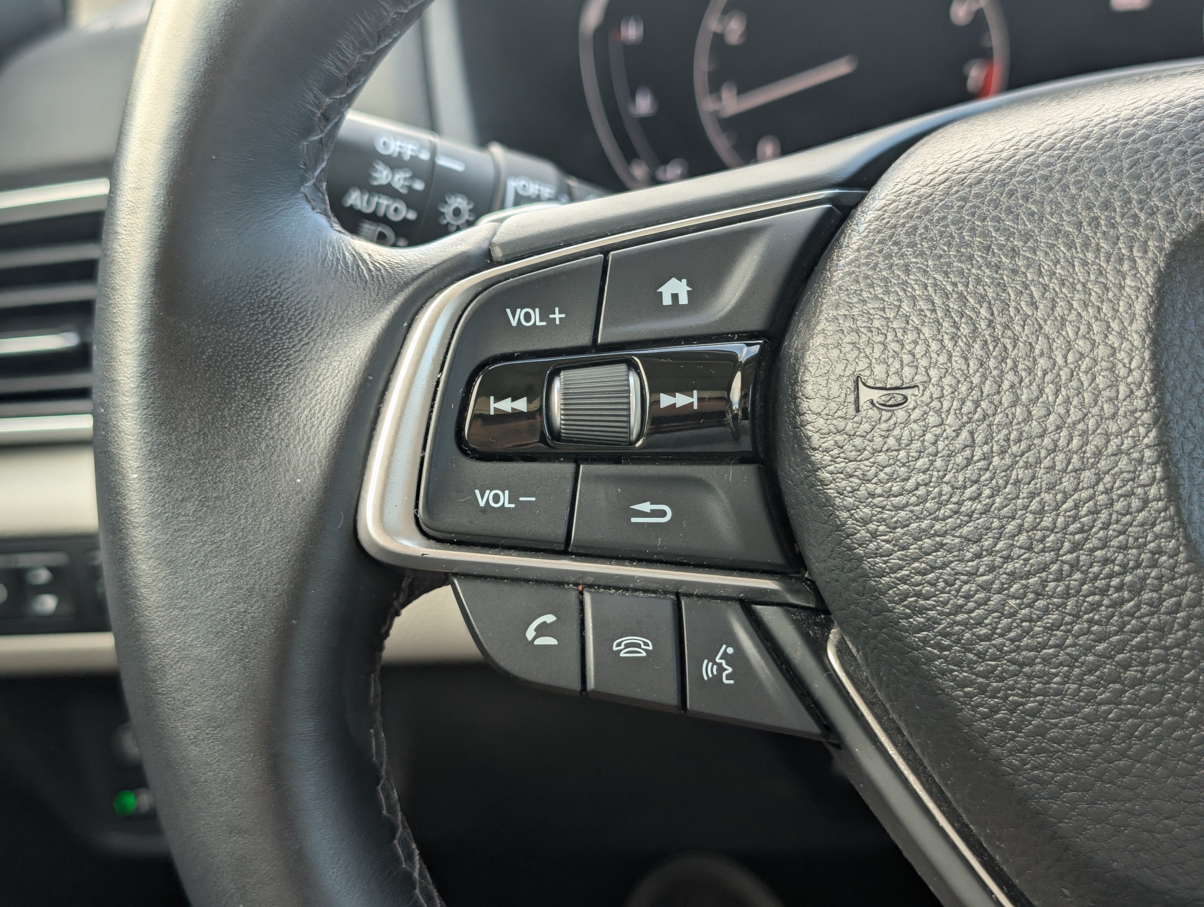 2018 Honda Accord Sedan Touring 2.0T