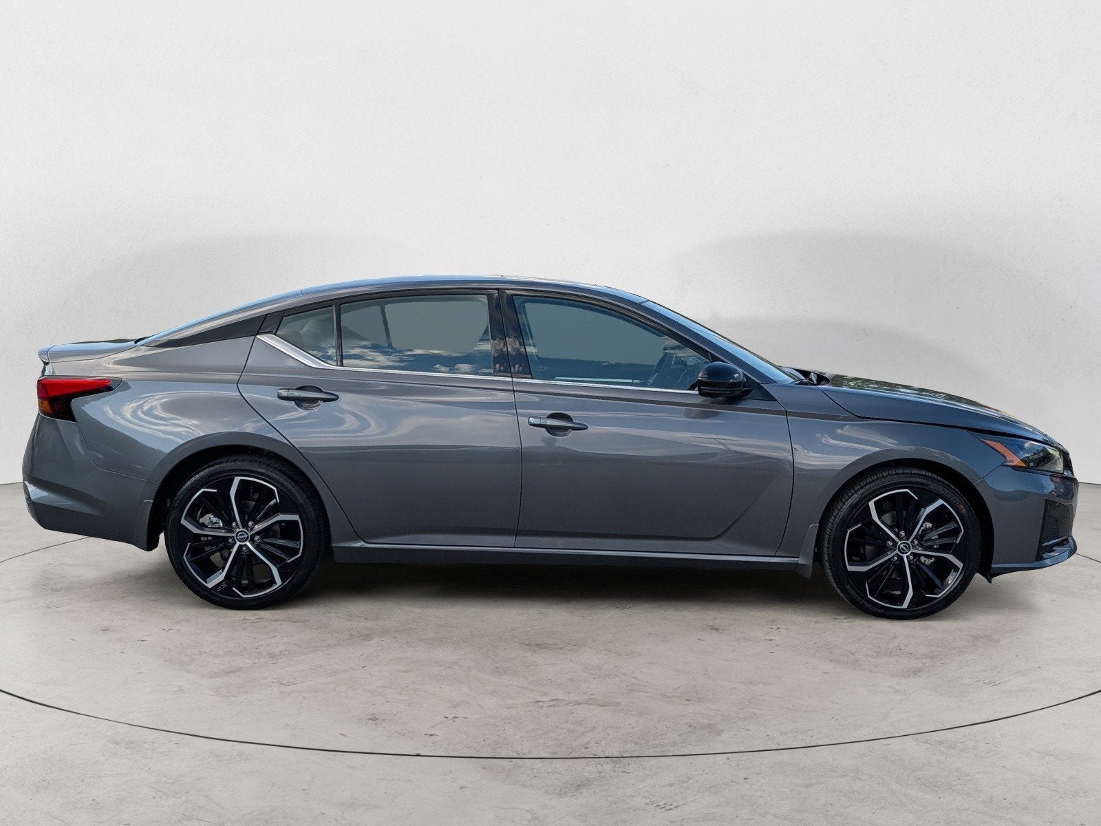 2026 Nissan Altima SR