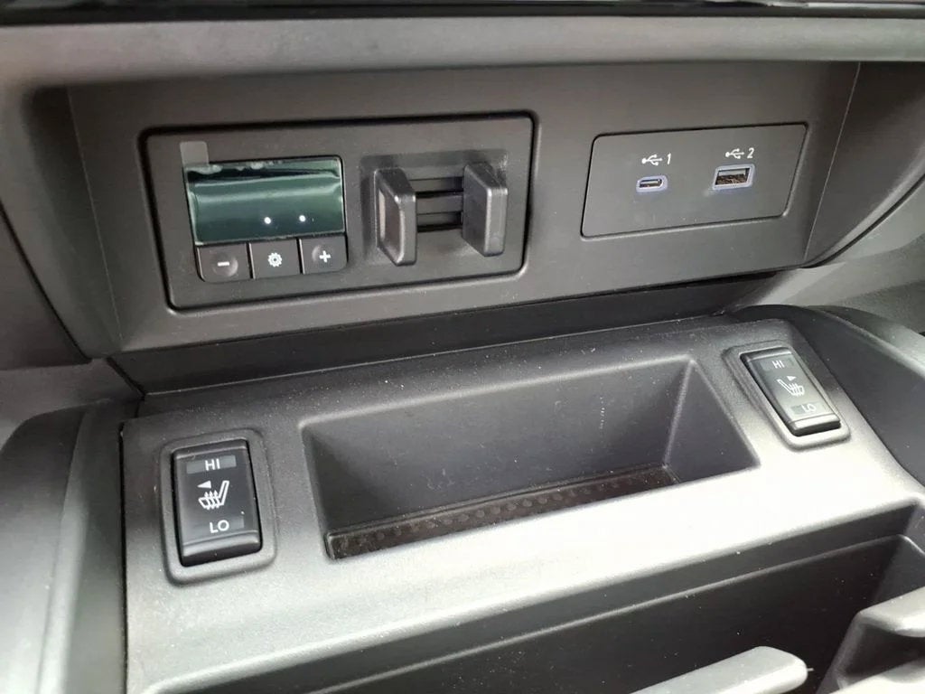 2024 Nissan Titan Platinum Reserve