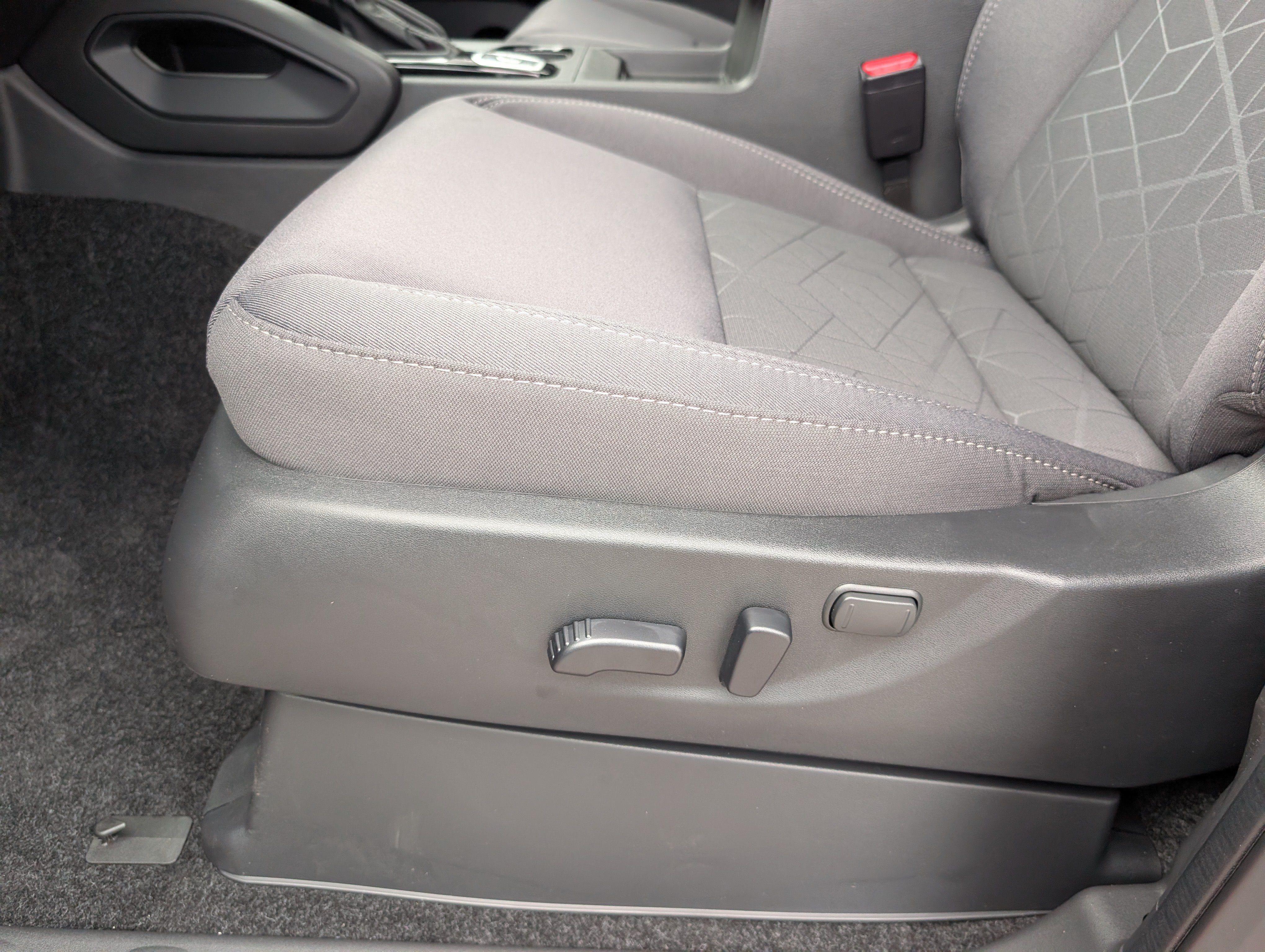 2027 Nissan Frontier Crew Cab SV