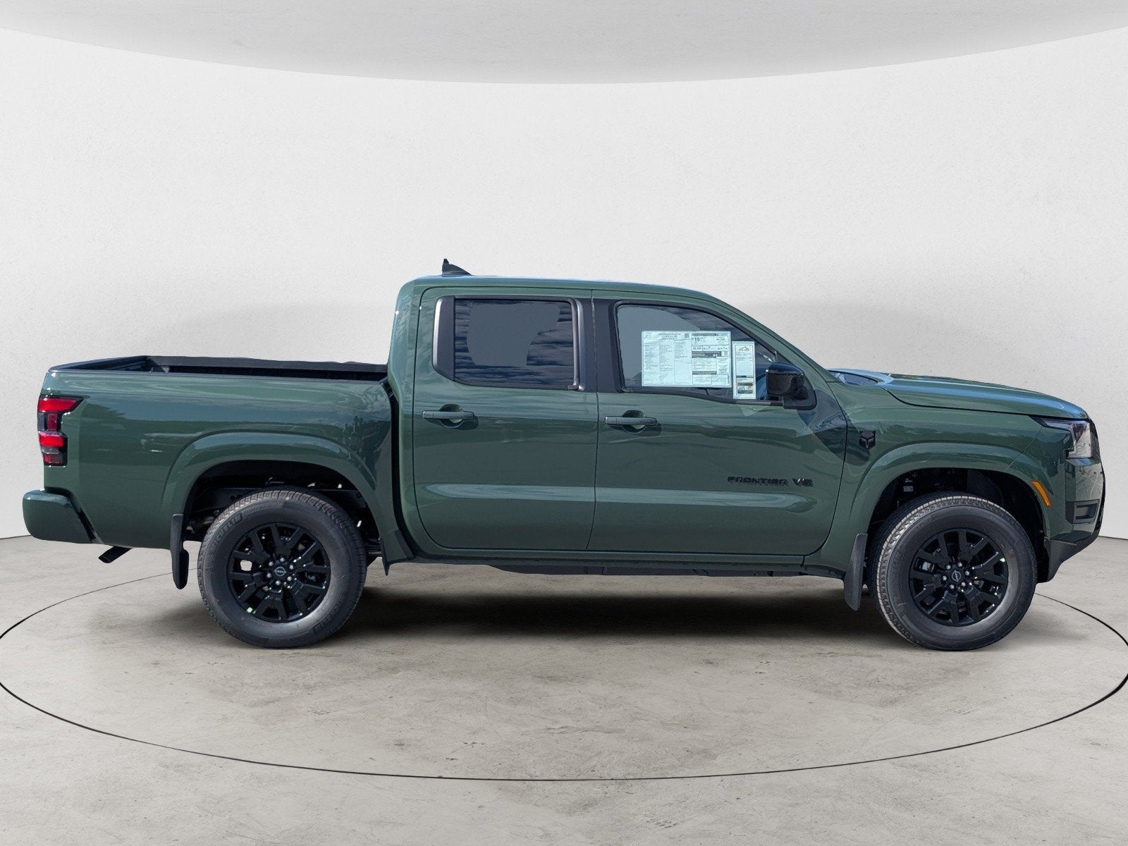 2027 Nissan Frontier Crew Cab SV