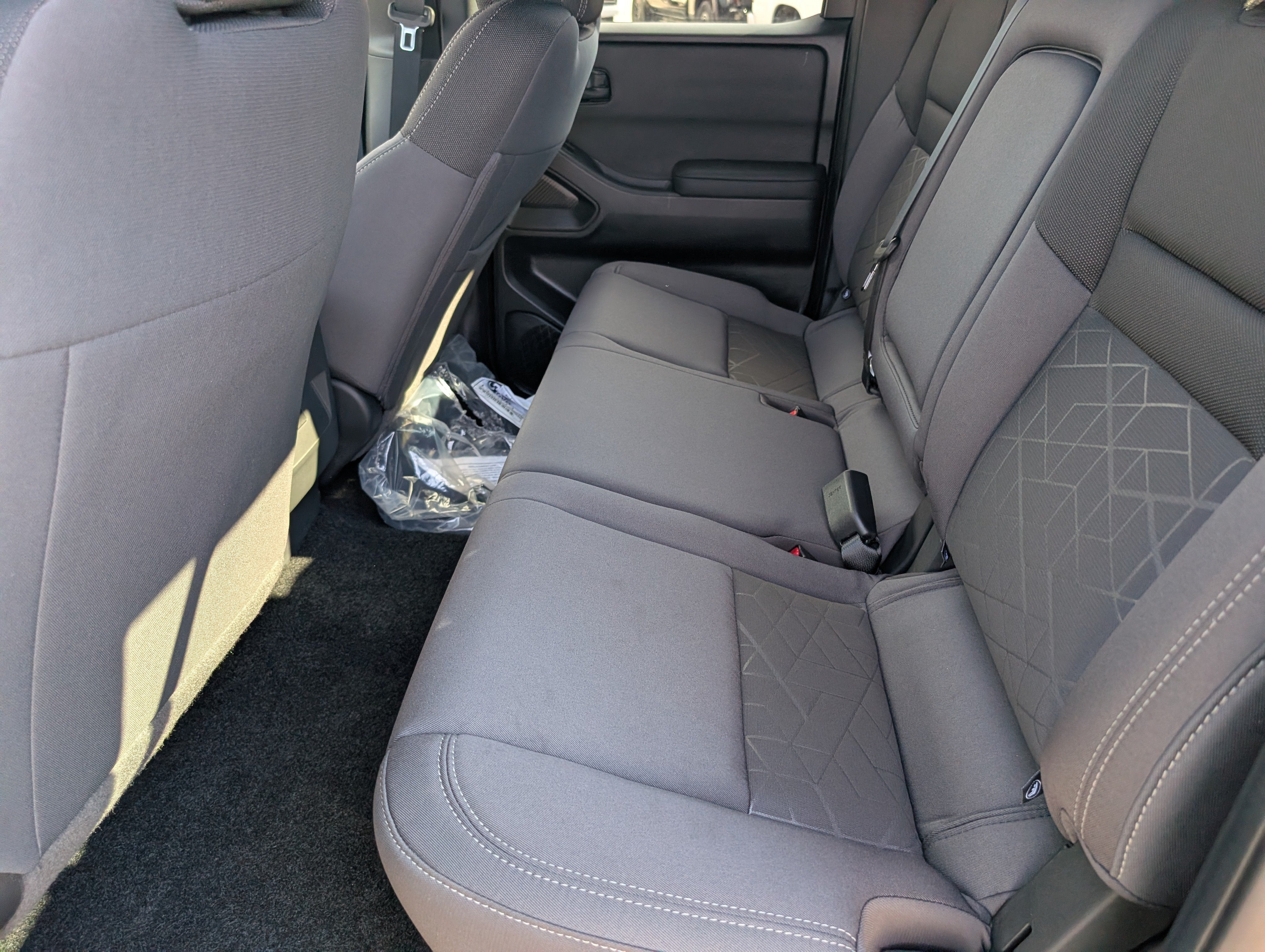 2027 Nissan Frontier Crew Cab SV