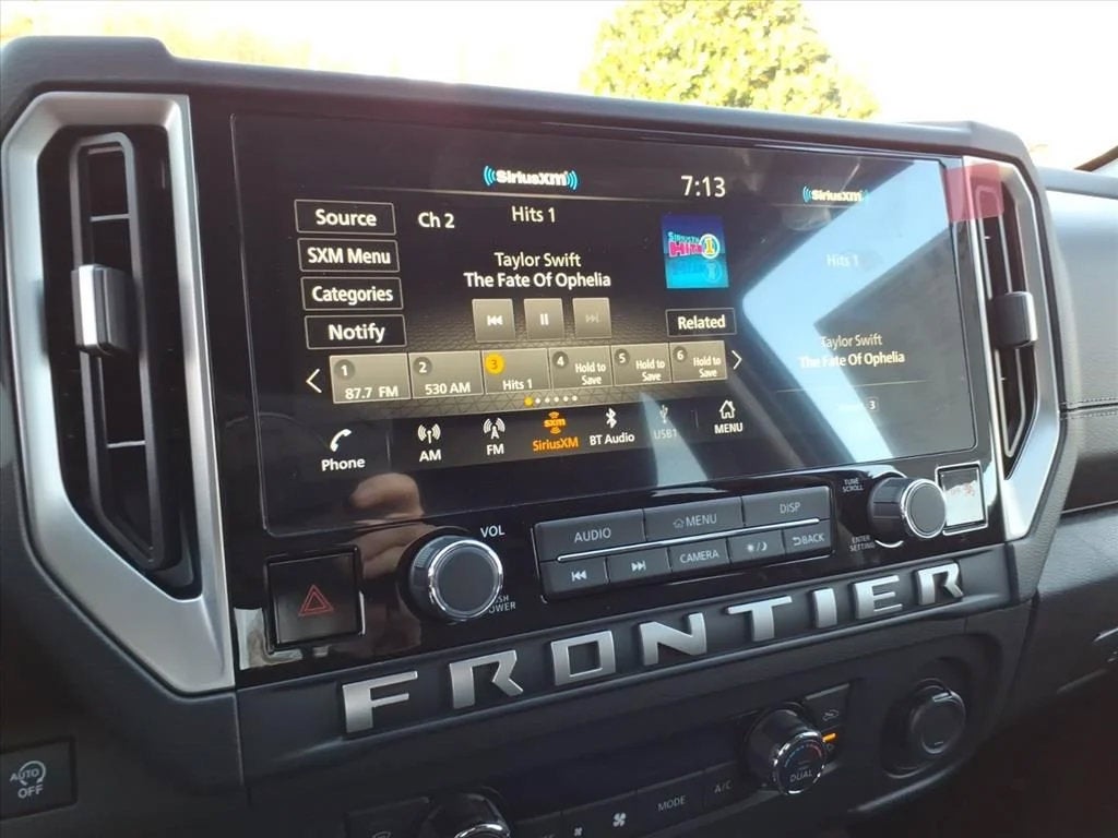 2026 Nissan Frontier Crew Cab SV