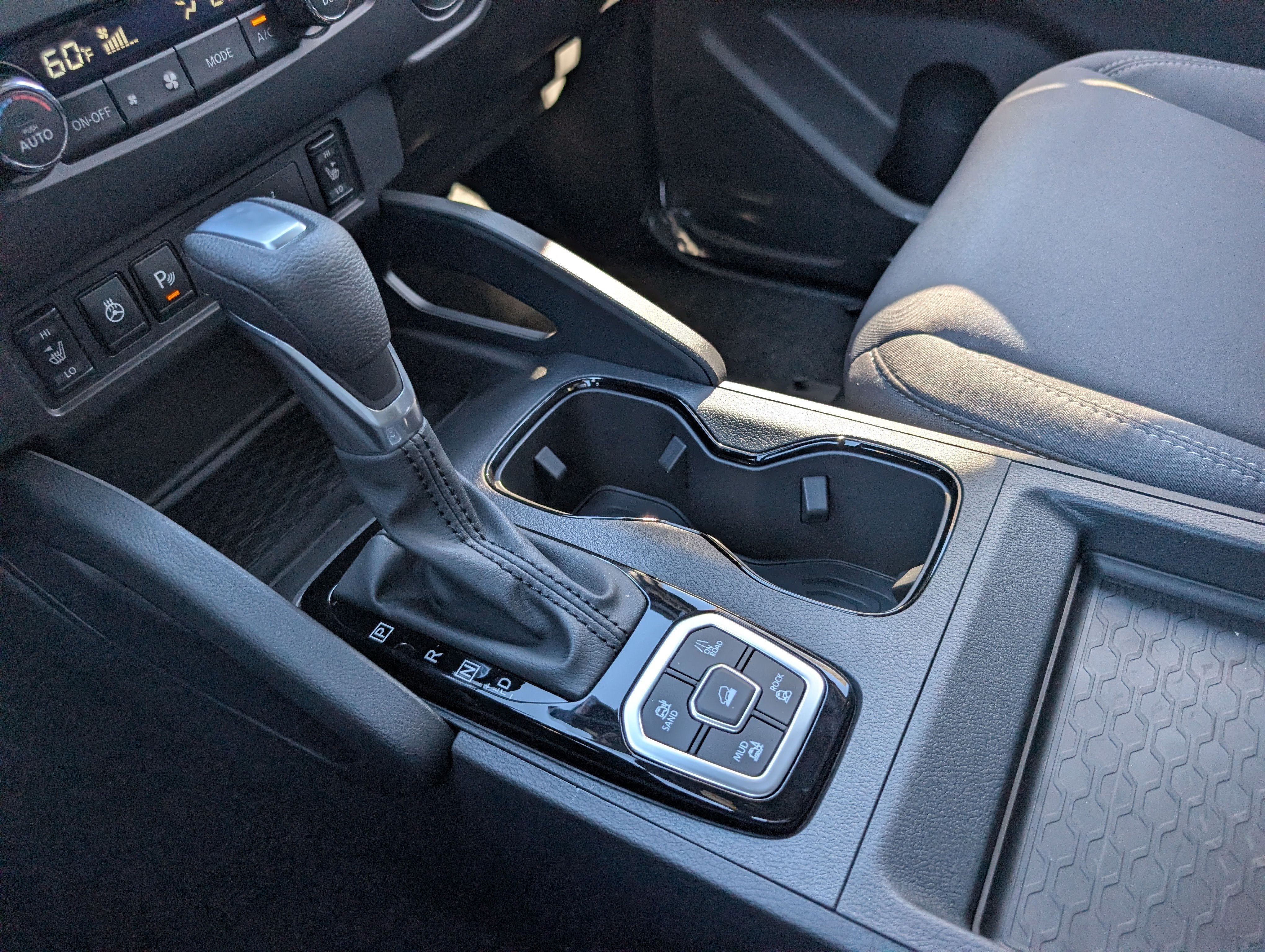 2027 Nissan Frontier Crew Cab SV