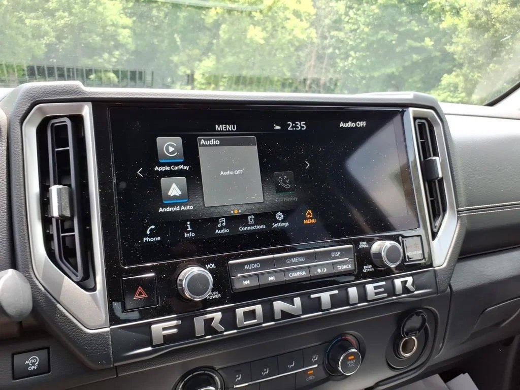 2026 Nissan Frontier Crew Cab SV