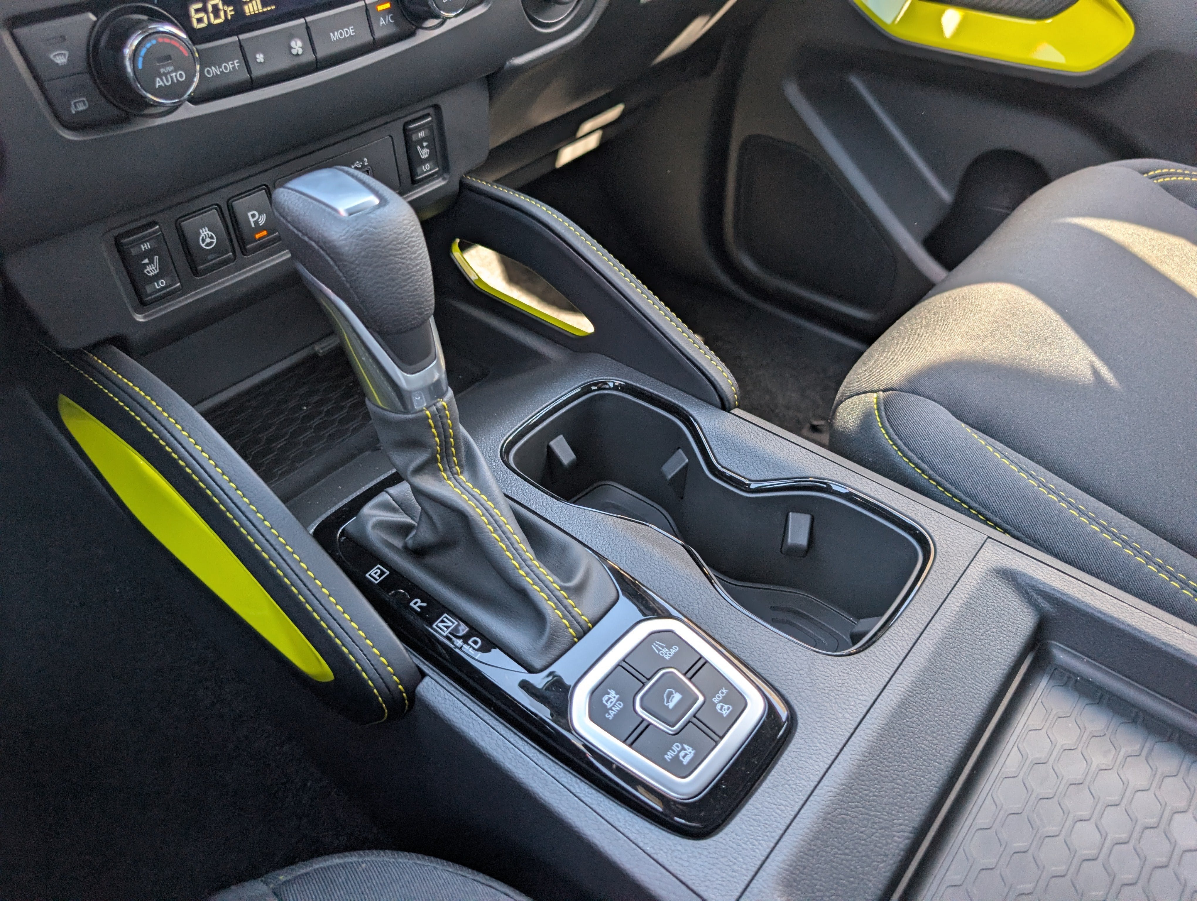 2027 Nissan Frontier Crew Cab SV