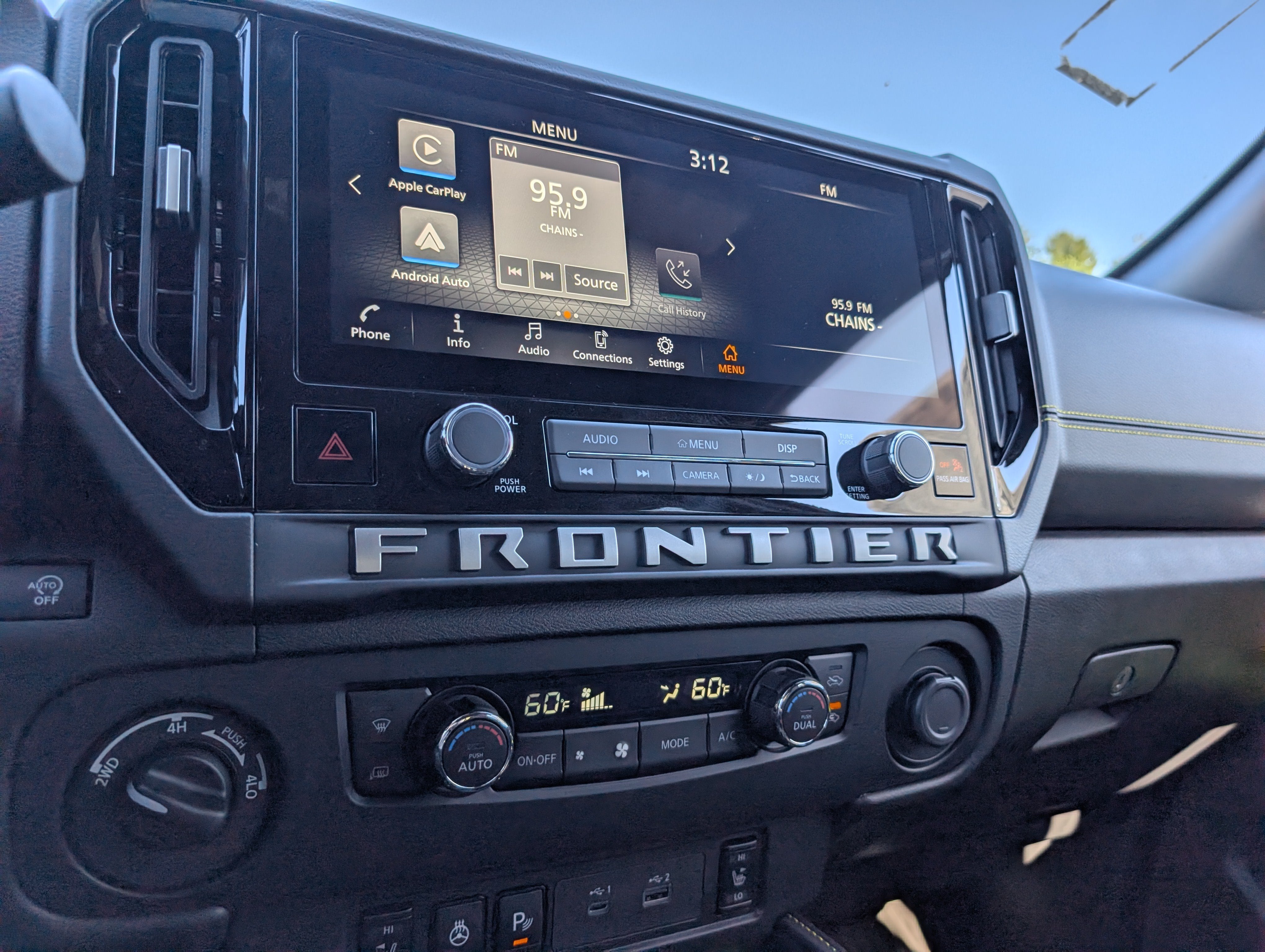 2027 Nissan Frontier Crew Cab SV
