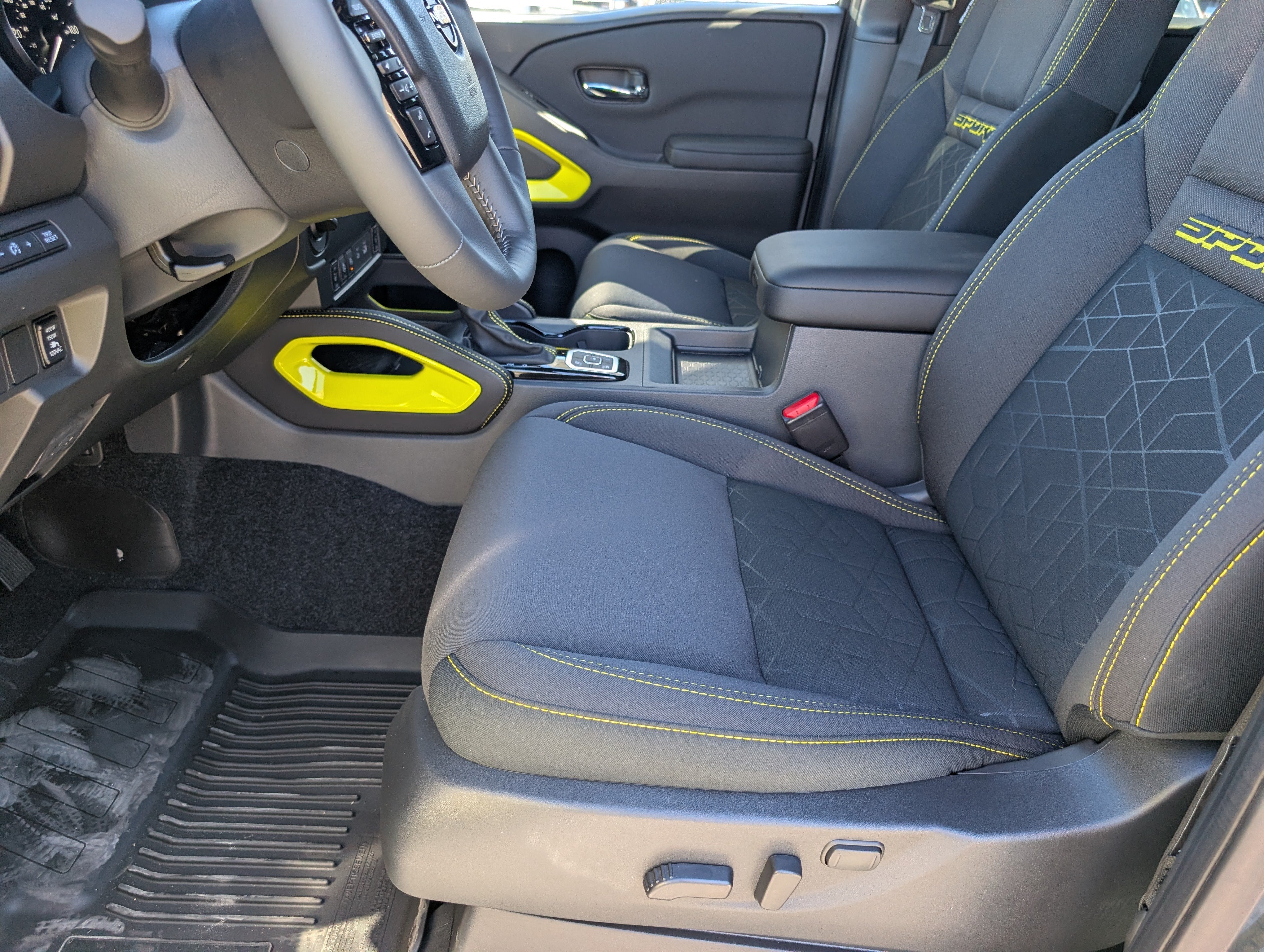 2027 Nissan Frontier Crew Cab SV