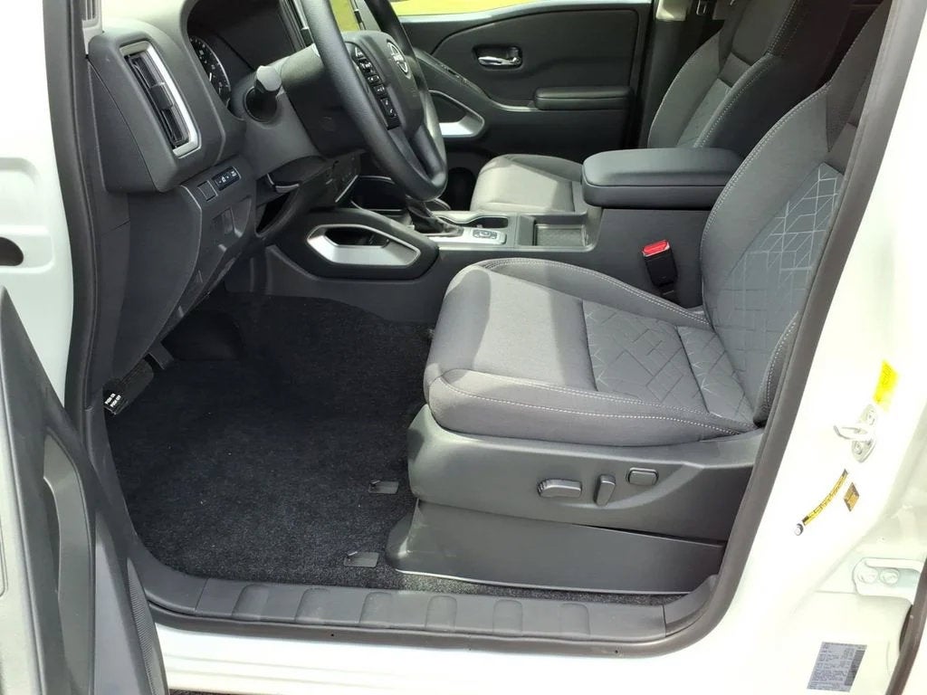 2026 Nissan Frontier Crew Cab SV Long Bed