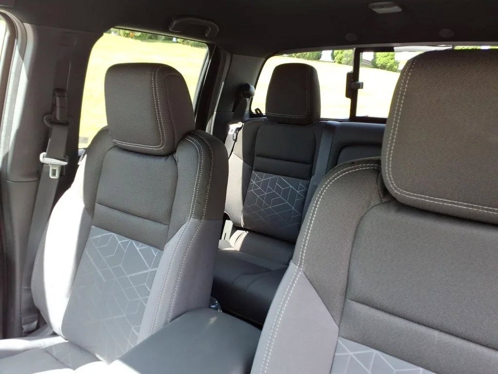 2026 Nissan Frontier Crew Cab SV Long Bed