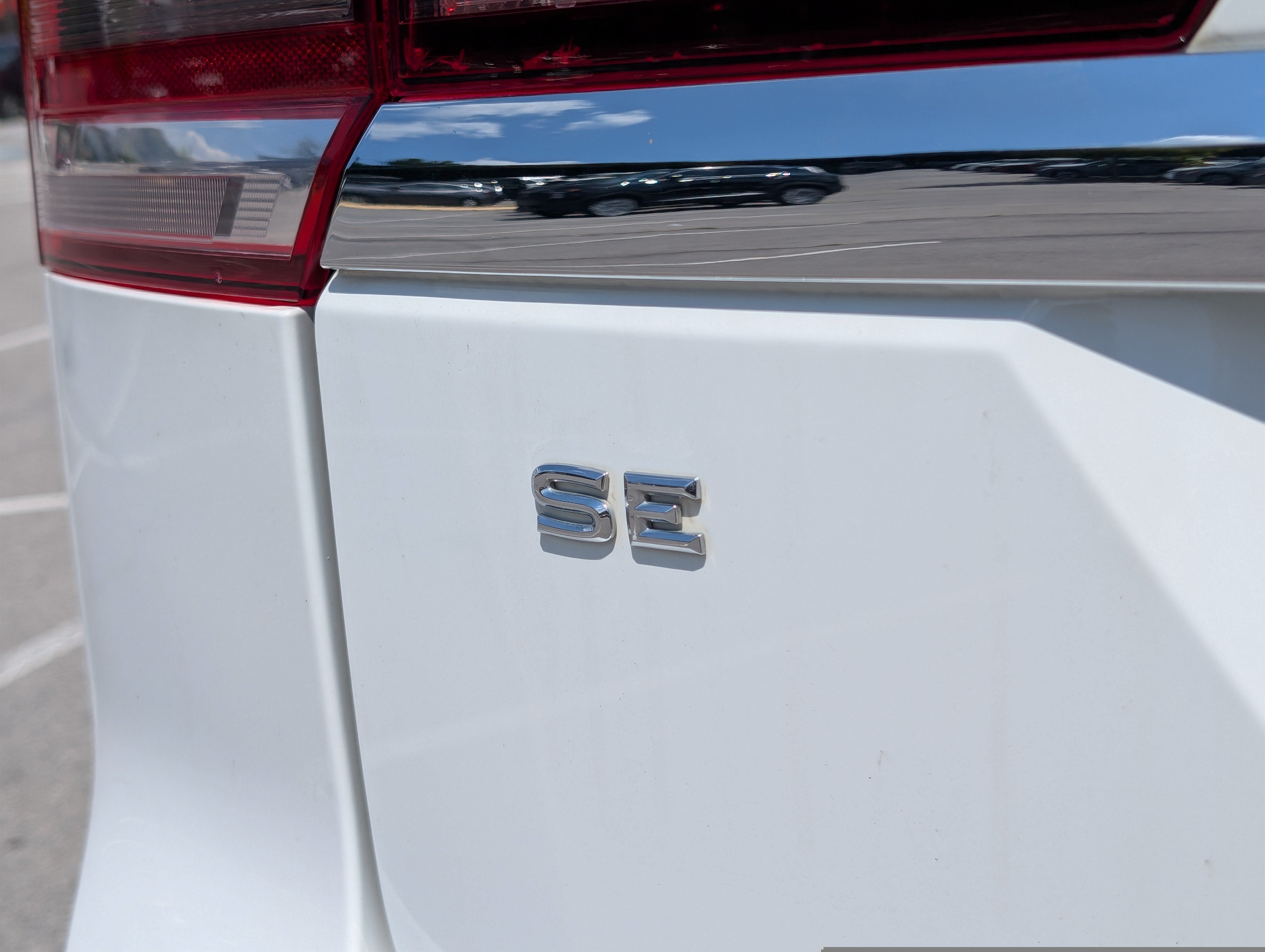 2019 Volkswagen Atlas 3.6L V6 SE w/Technology R-Line
