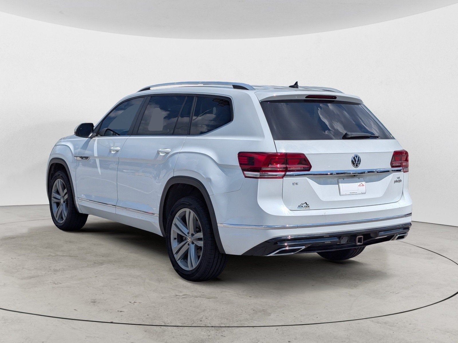 2019 Volkswagen Atlas 3.6L V6 SE w/Technology R-Line