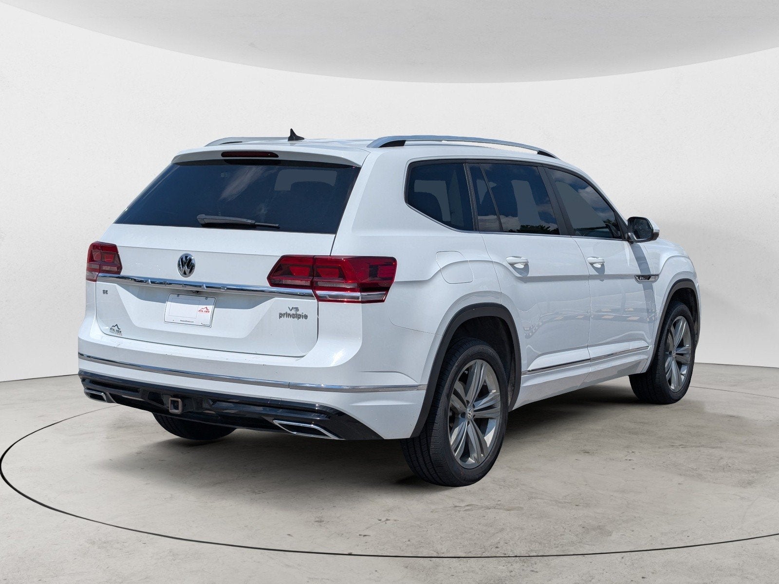 2019 Volkswagen Atlas 3.6L V6 SE w/Technology R-Line