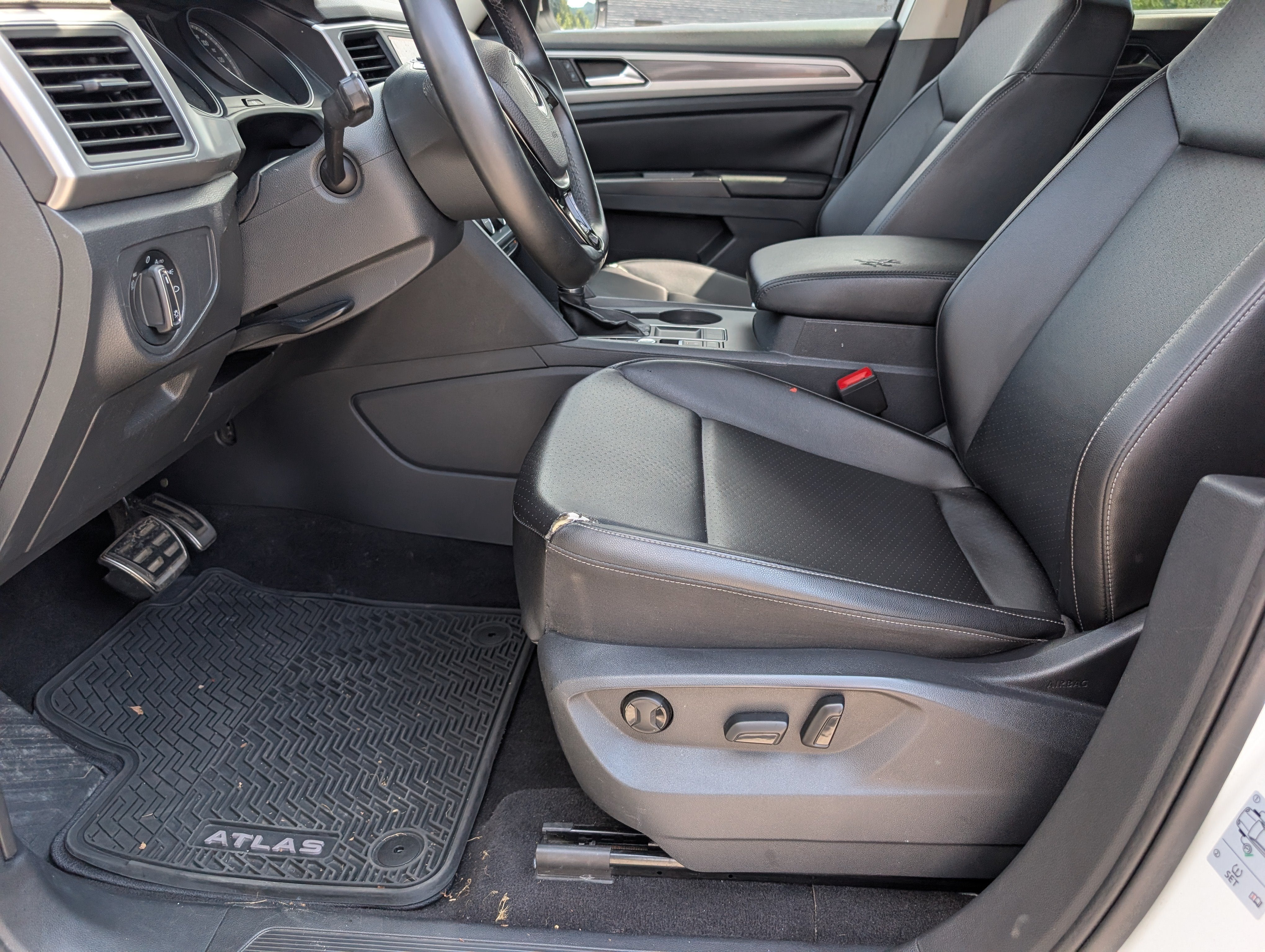 2019 Volkswagen Atlas 3.6L V6 SE w/Technology R-Line