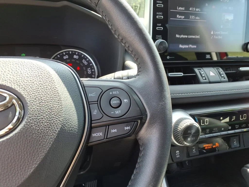 2022 Toyota RAV4 Hybrid XLE Premium
