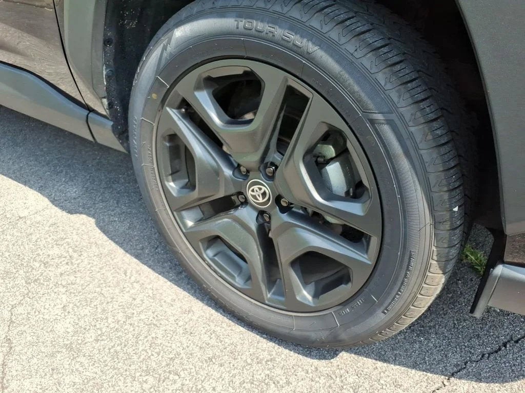 2024 Toyota RAV4 Adventure