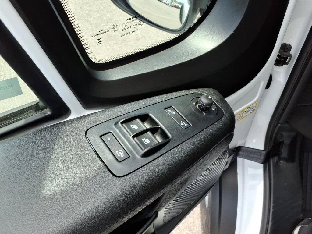2025 RAM ProMaster Cargo Van SLT