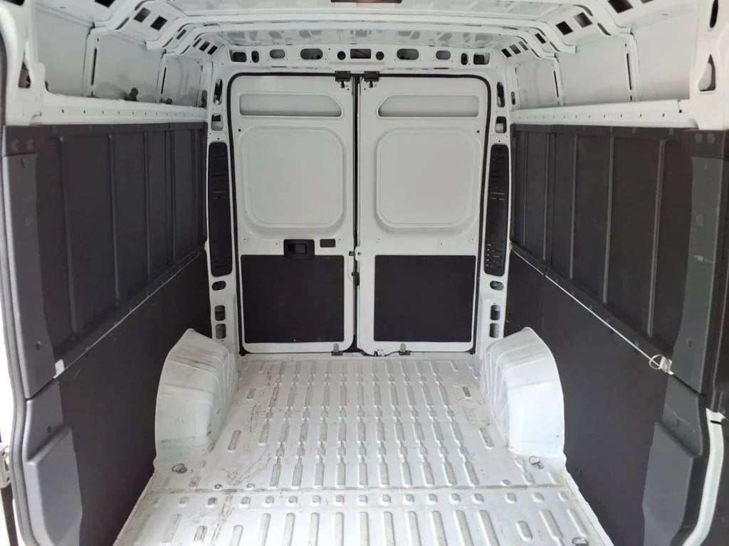 2025 RAM ProMaster Cargo Van SLT