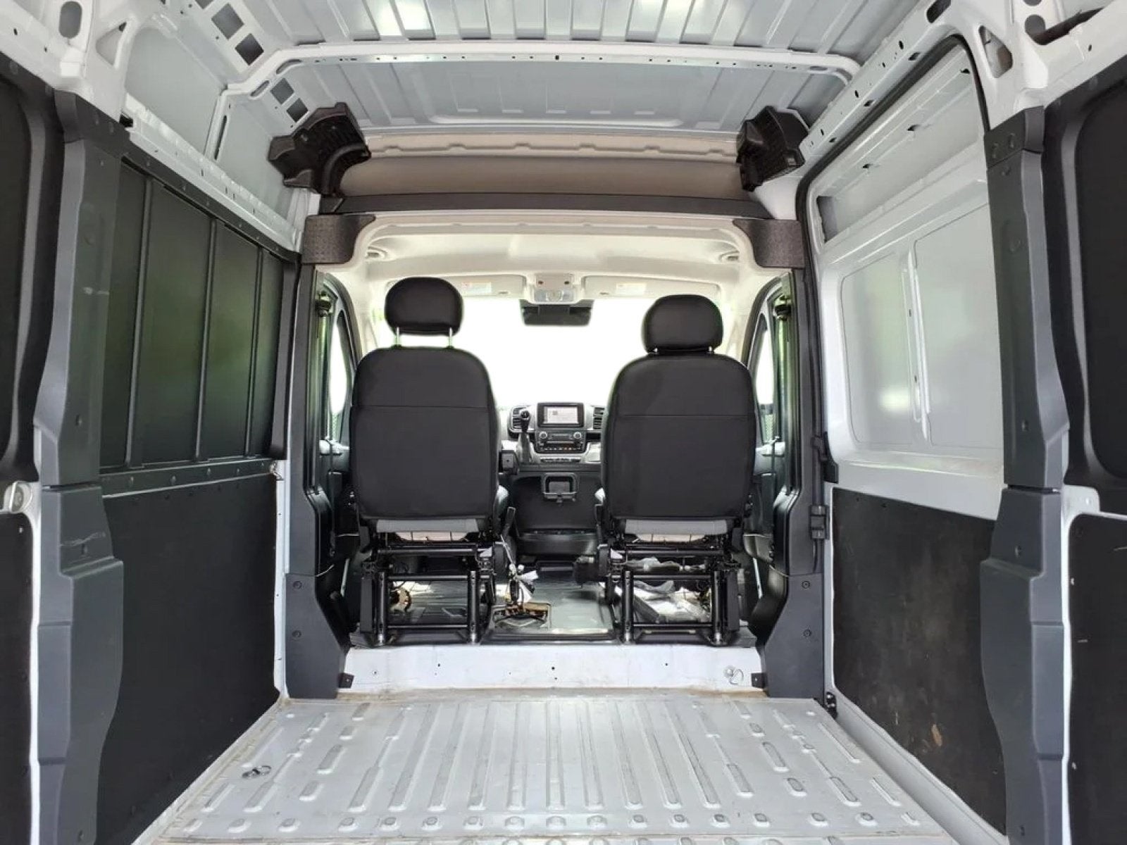 2025 RAM ProMaster Cargo Van SLT