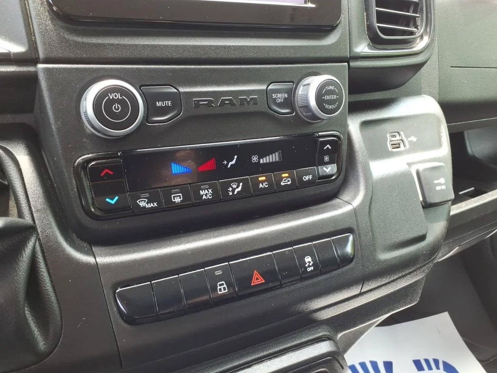 2025 RAM ProMaster Cargo Van SLT