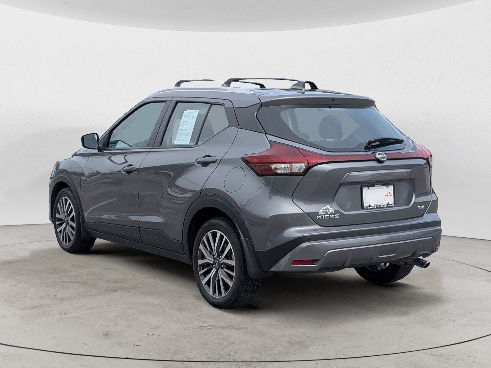 2023 Nissan Kicks SV